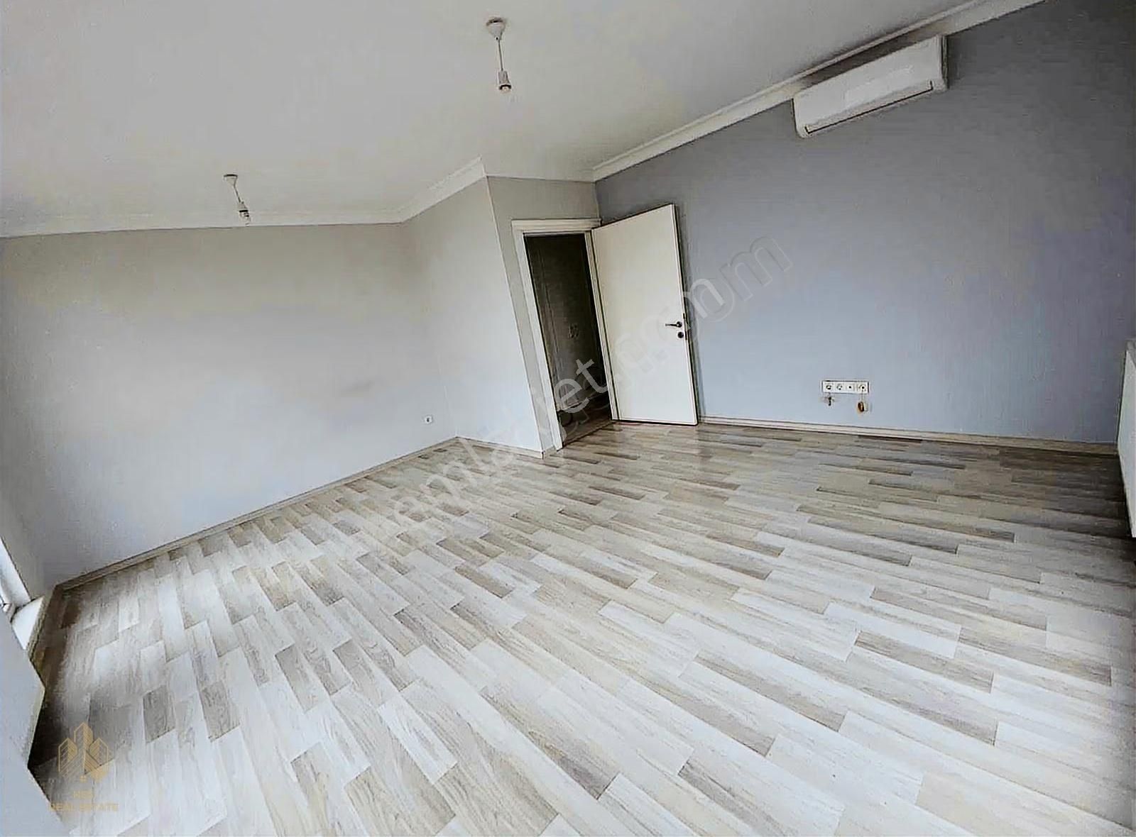 Metropark Resıdence'da Yüksek Kat Ferah 2+1 Köşe Daîre - Görsel 26