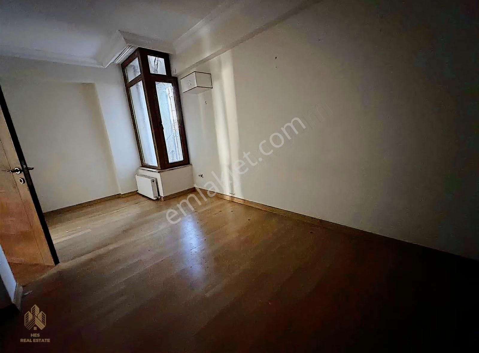 Cihangir Caddesi'nde Yeni Binada Tek Tapu 2 Adet 1+1 Fırsatı - Görsel 11