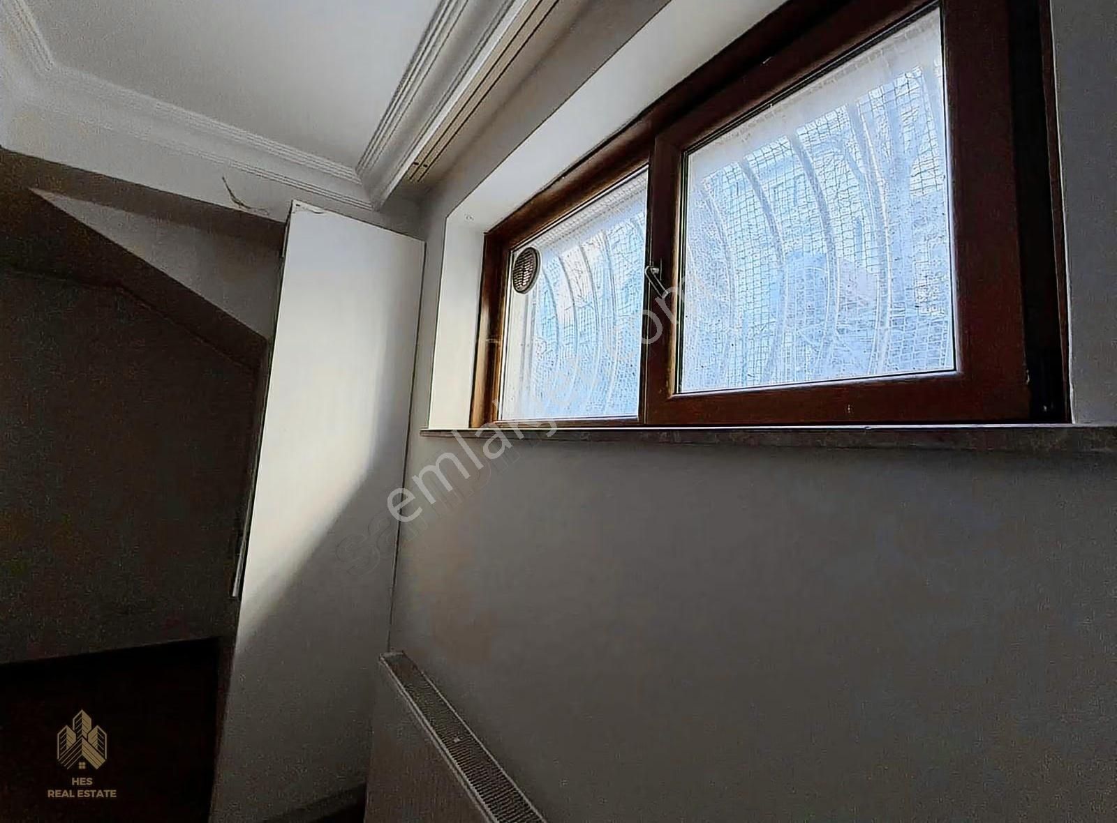 Cihangir Caddesi'nde Yeni Binada Tek Tapu 2 Adet 1+1 Fırsatı - Görsel 22