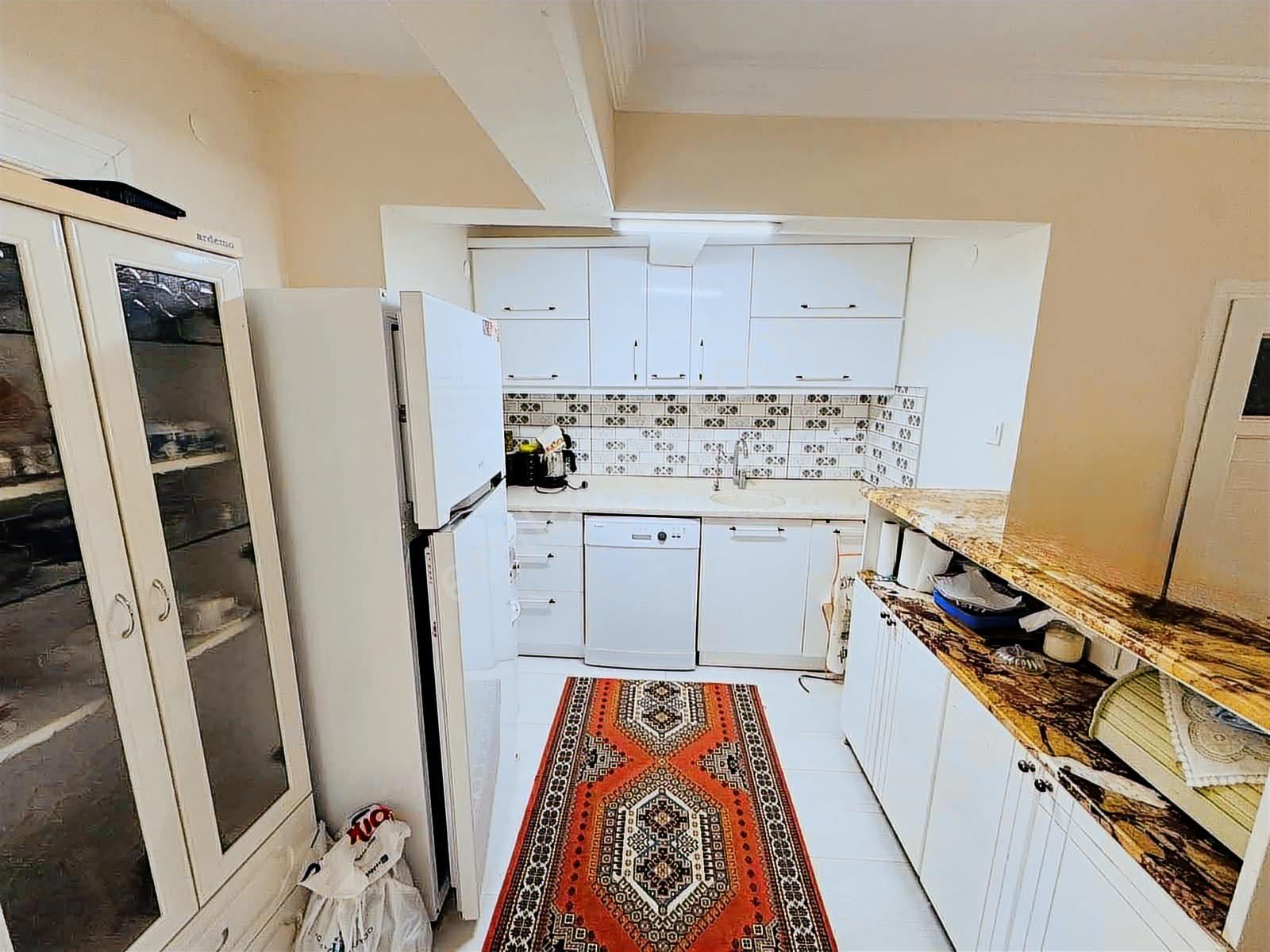 Kuşadası Davutlar'da Plaja 650 Mt Köşe Konum Satılık 4+1 Yazlık - Görsel 14