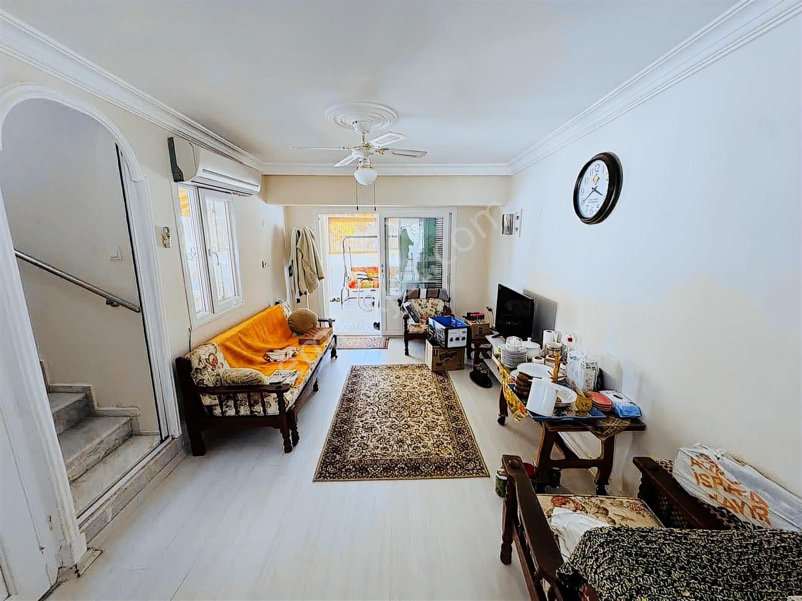 Kuşadası Davutlar'da Plaja 650 Mt Köşe Konum Satılık 4+1 Yazlık - Görsel 15