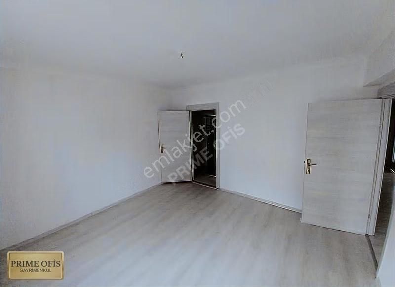 Avcılarda Manzaralı Geniş Balkon Yüksek Katta 3+1 Kiralık Daire - Görsel 6