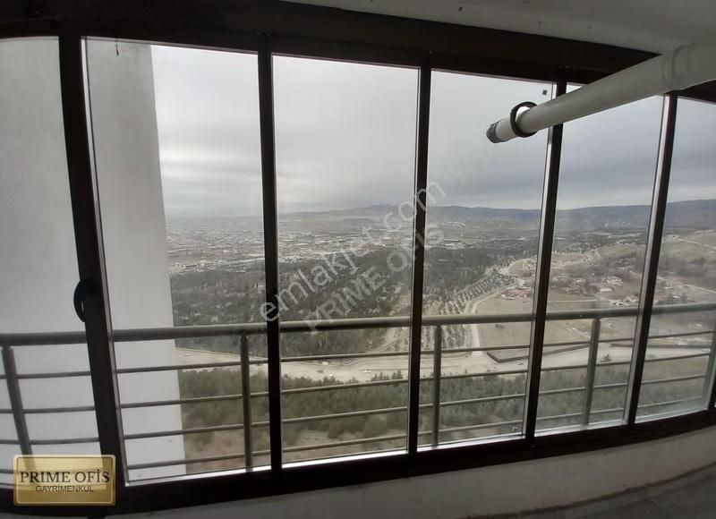 Avcılarda Manzaralı Geniş Balkon Yüksek Katta 3+1 Kiralık Daire - Görsel 12