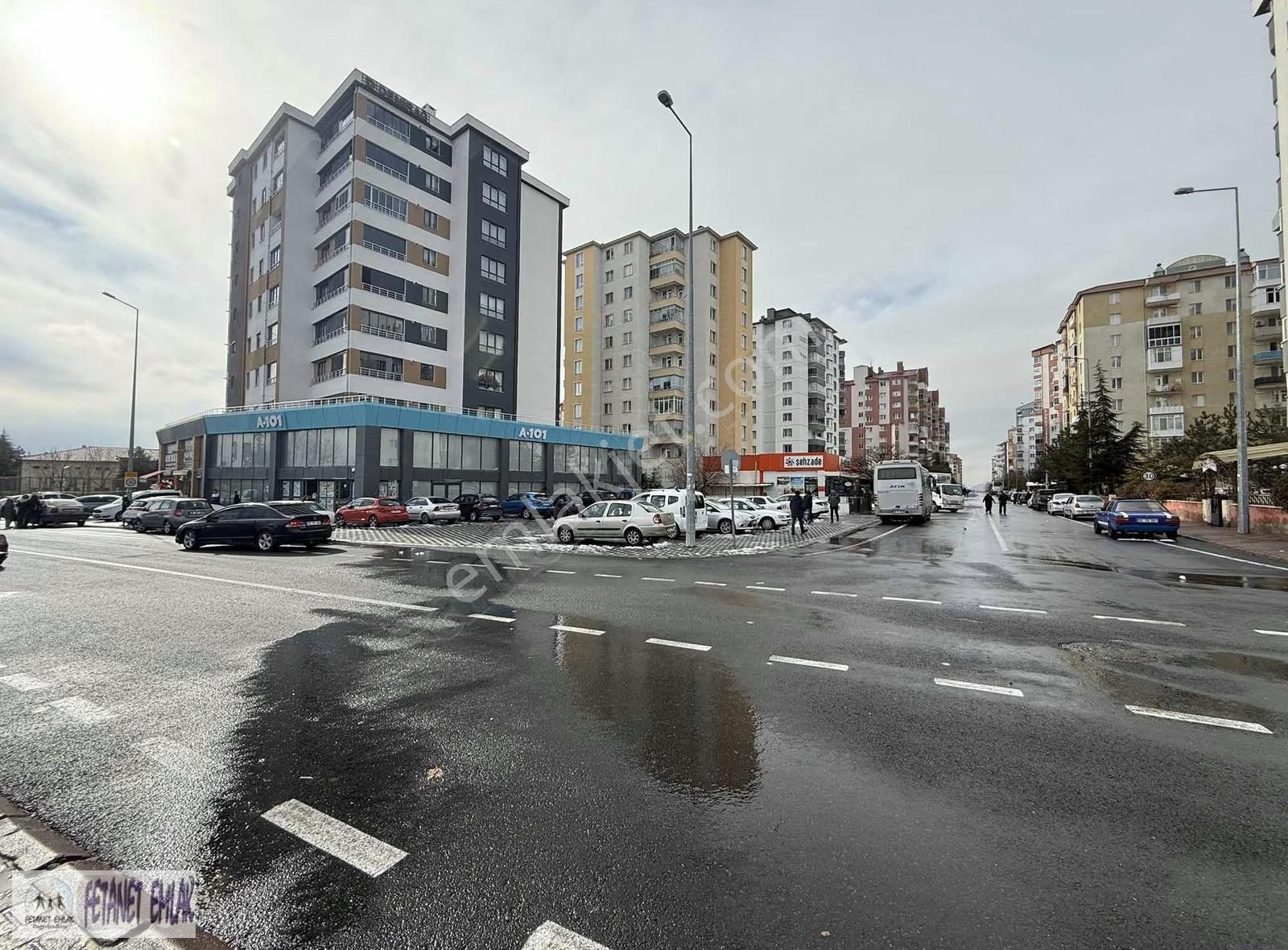 Fetanet Emlaktan Erkilet Camikebirde Kombili Ara Kat Lüks Daire - Görsel 3