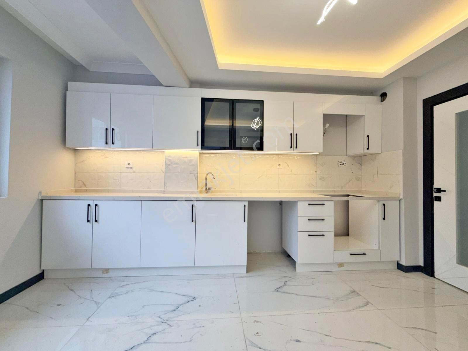 Yuvam'dan Okullar Bölgesinde 4+1 Fırsat Dairesi - Görsel 18