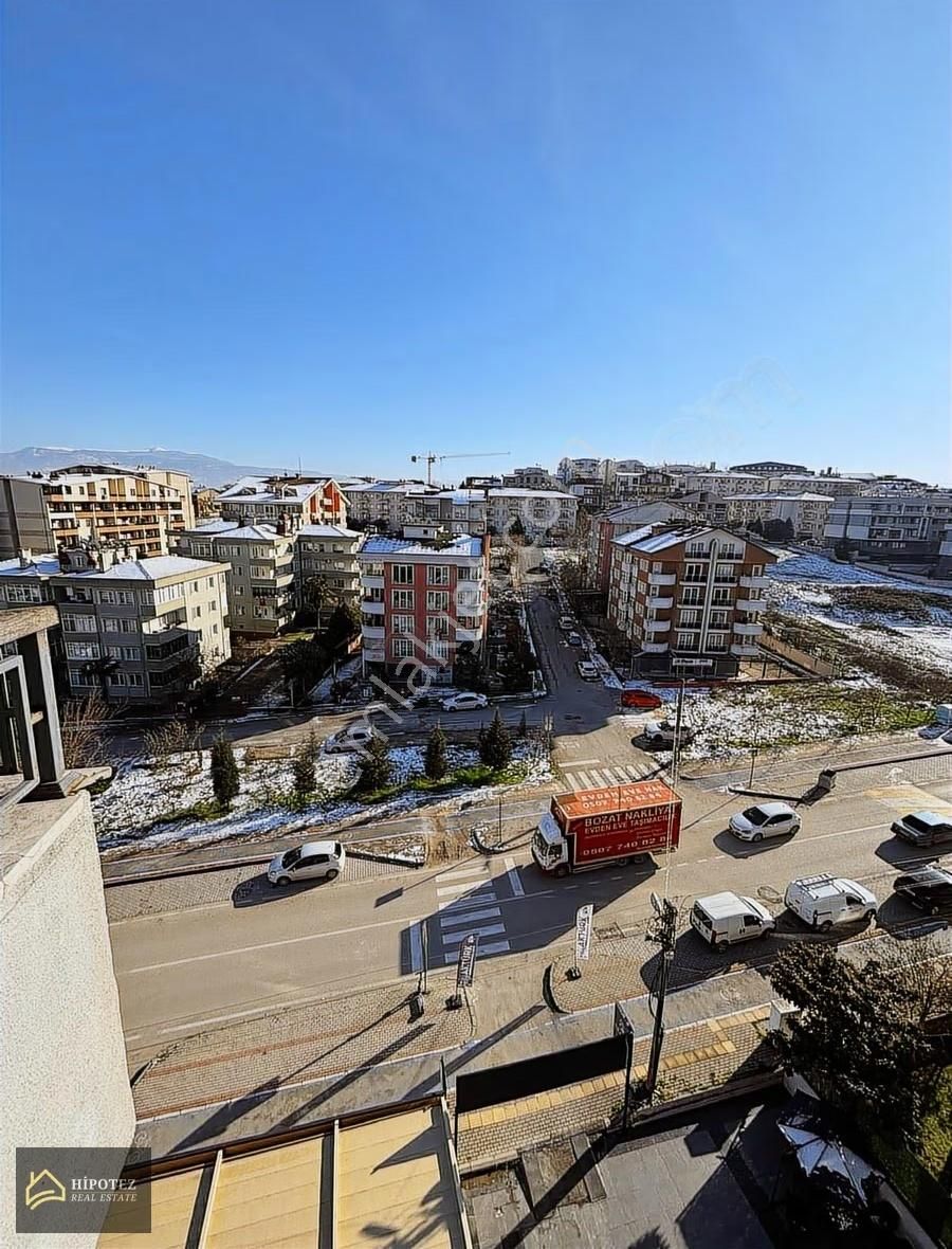 Hipotez'den Cadde Üstü Manzaralı Eşyalı Temiz 3+1 Dubleks - Görsel 10