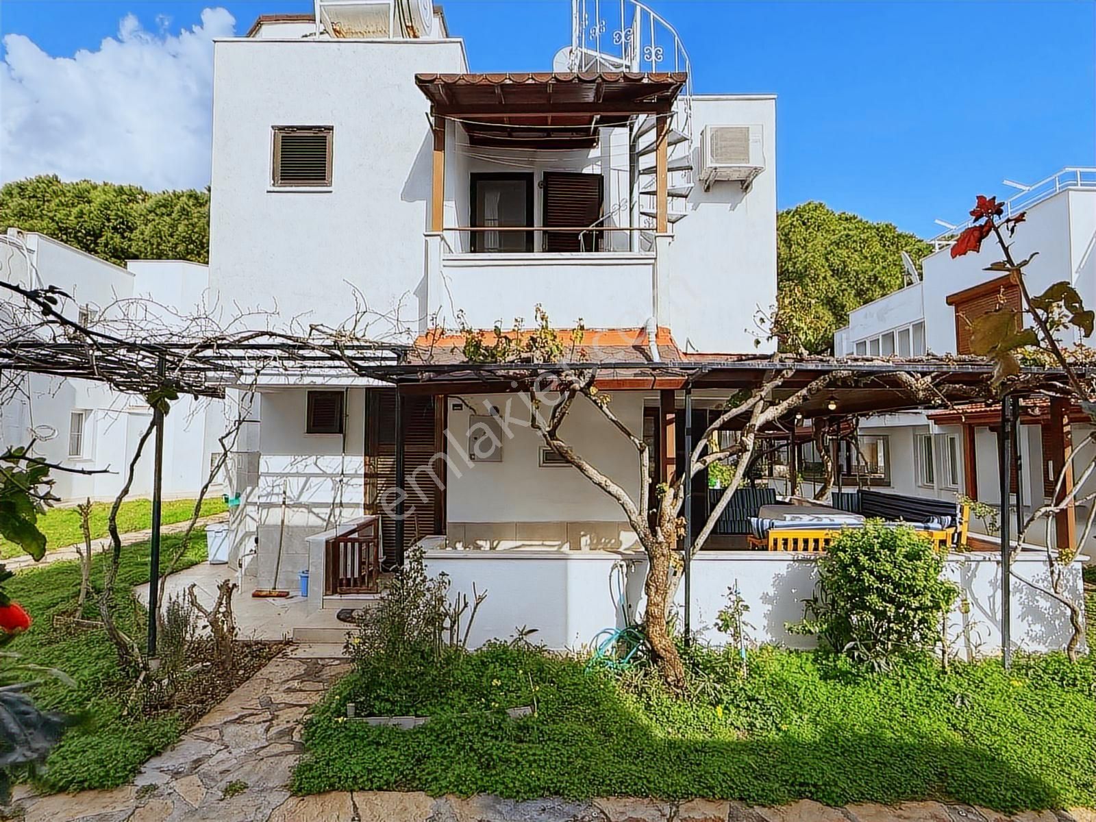 Datça Uşaklılar Sitesi Satılık | Denize 290 M | İkiz Villa | 3+1 - Görsel 2