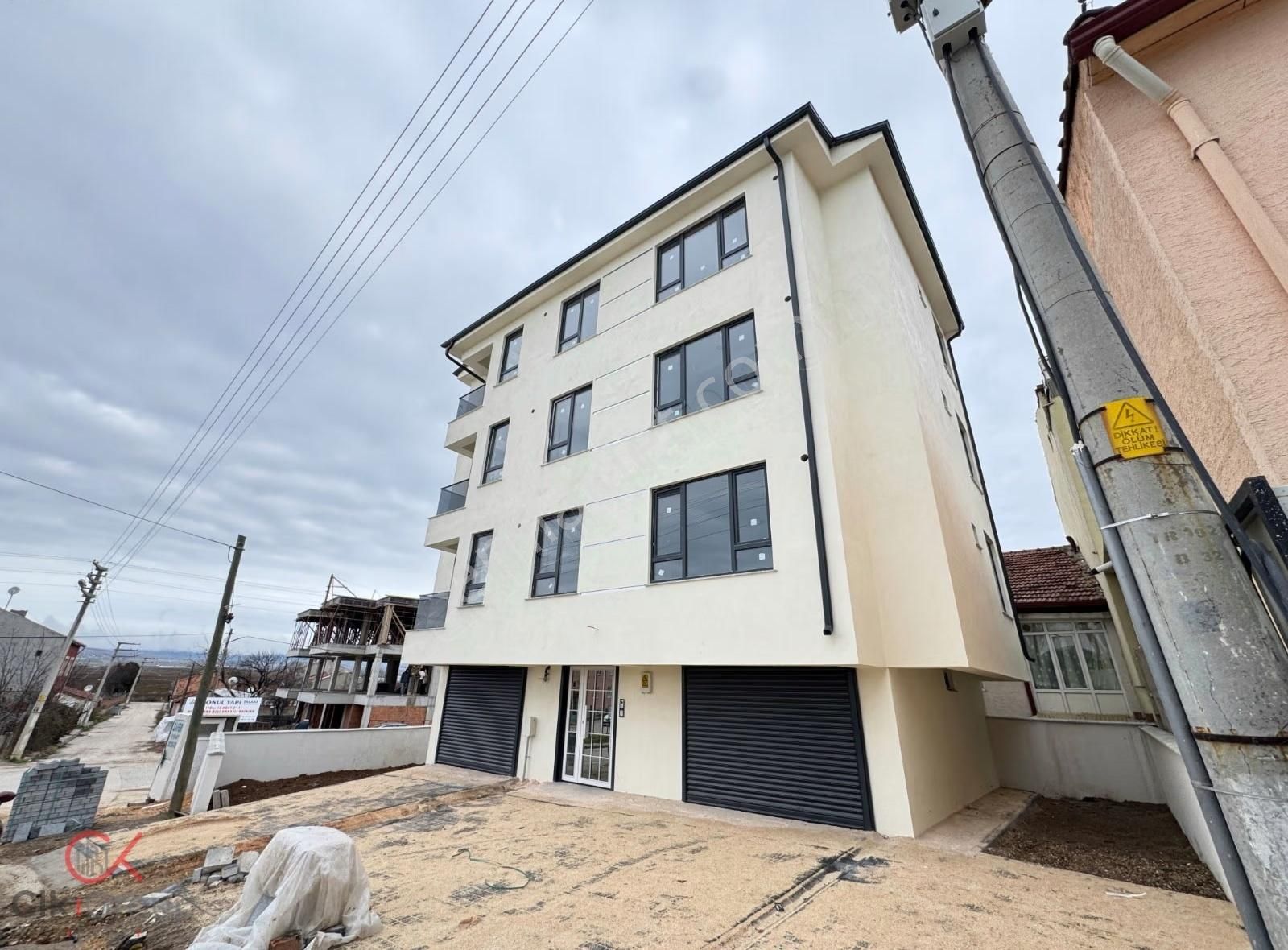 Clk Gm'den Şirintepede Satılık Sıfır 1+1 Daire | Bahçe Nizamlı - Görsel 14