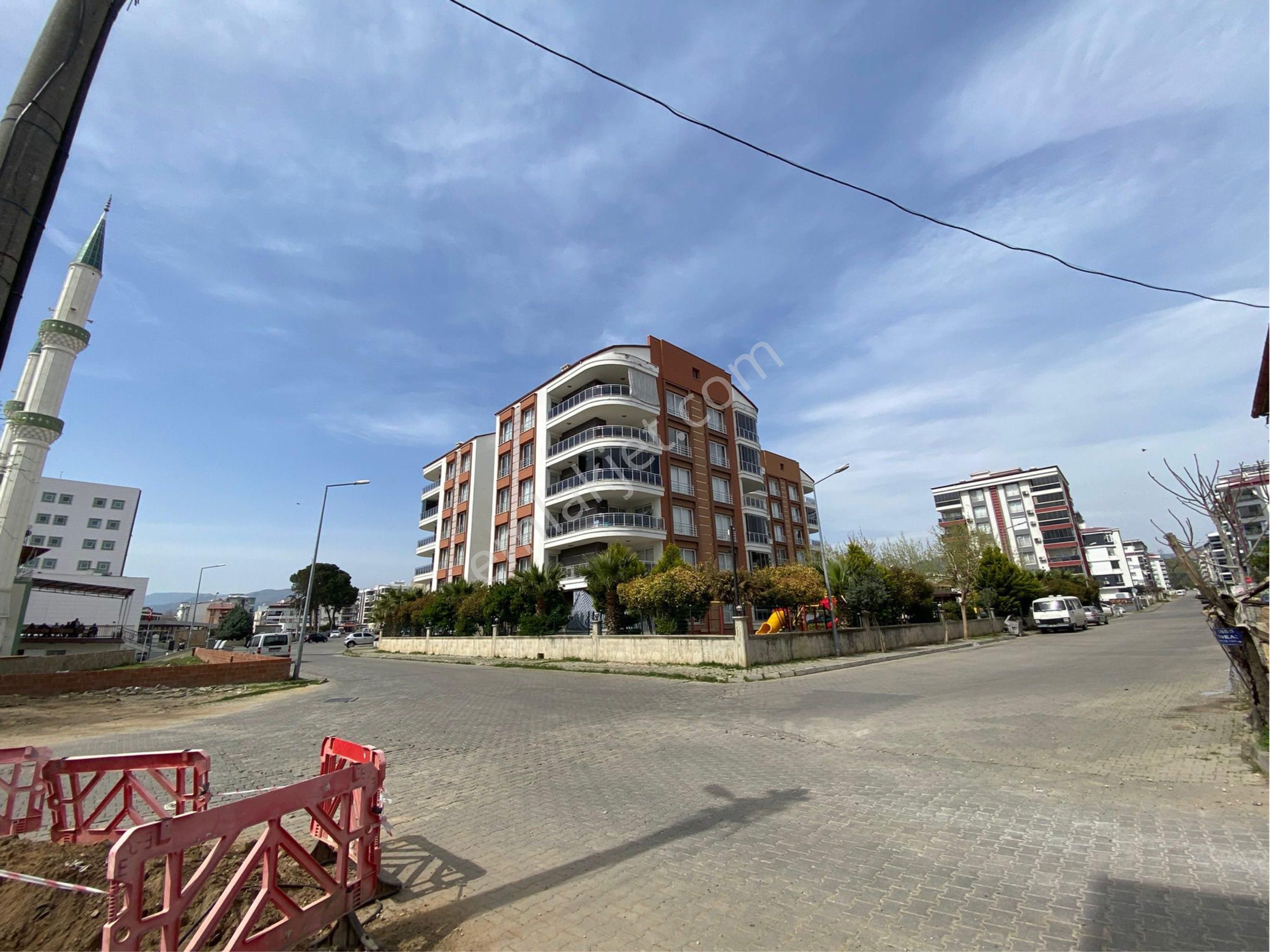 Miray Emlaktan Yeşilmahallede Teraslı Kiralık 2+1 Daire - Görsel 26