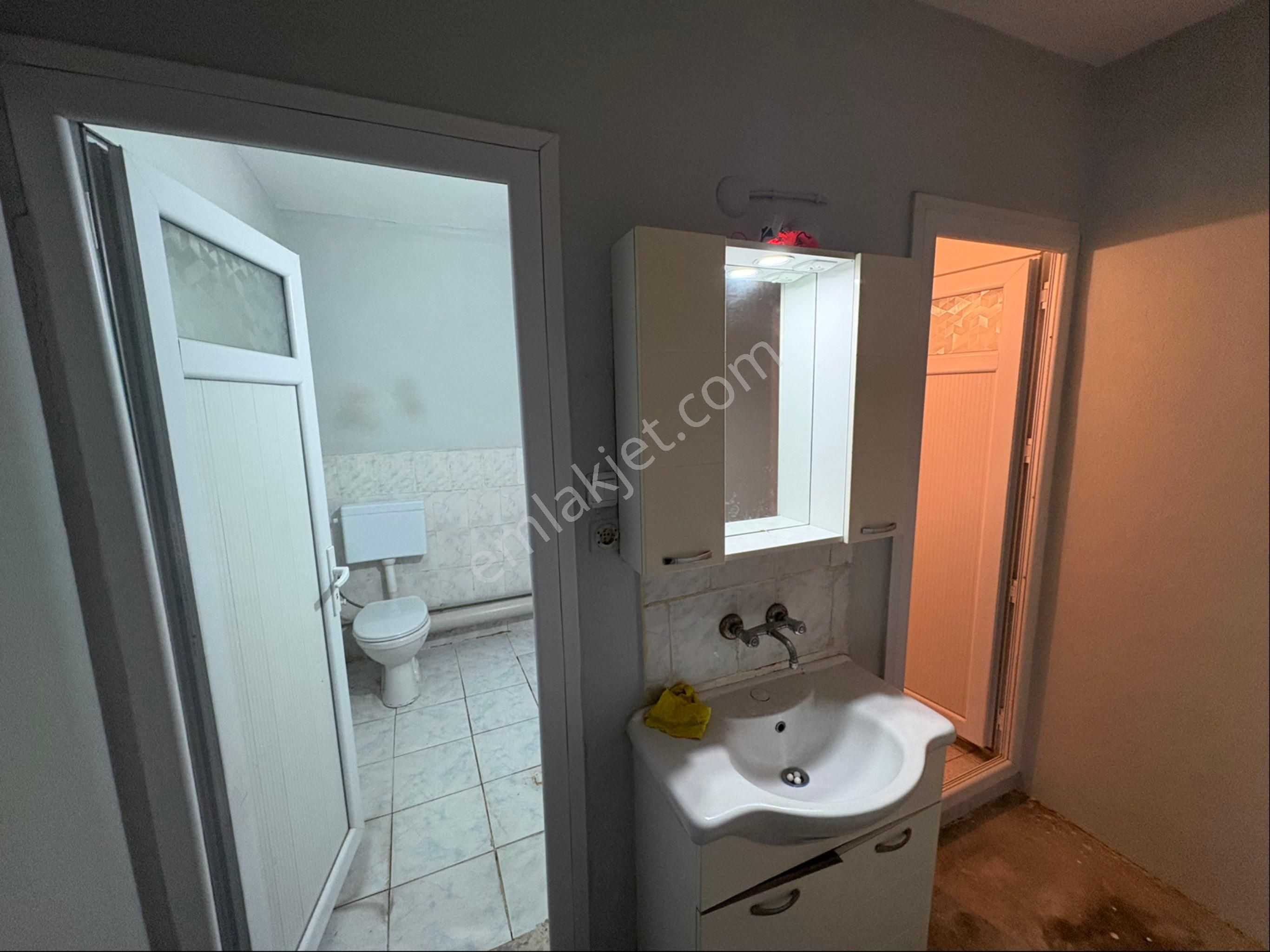 Miray Emlaktan Yeşilmahallede Teraslı Kiralık 2+1 Daire - Görsel 36