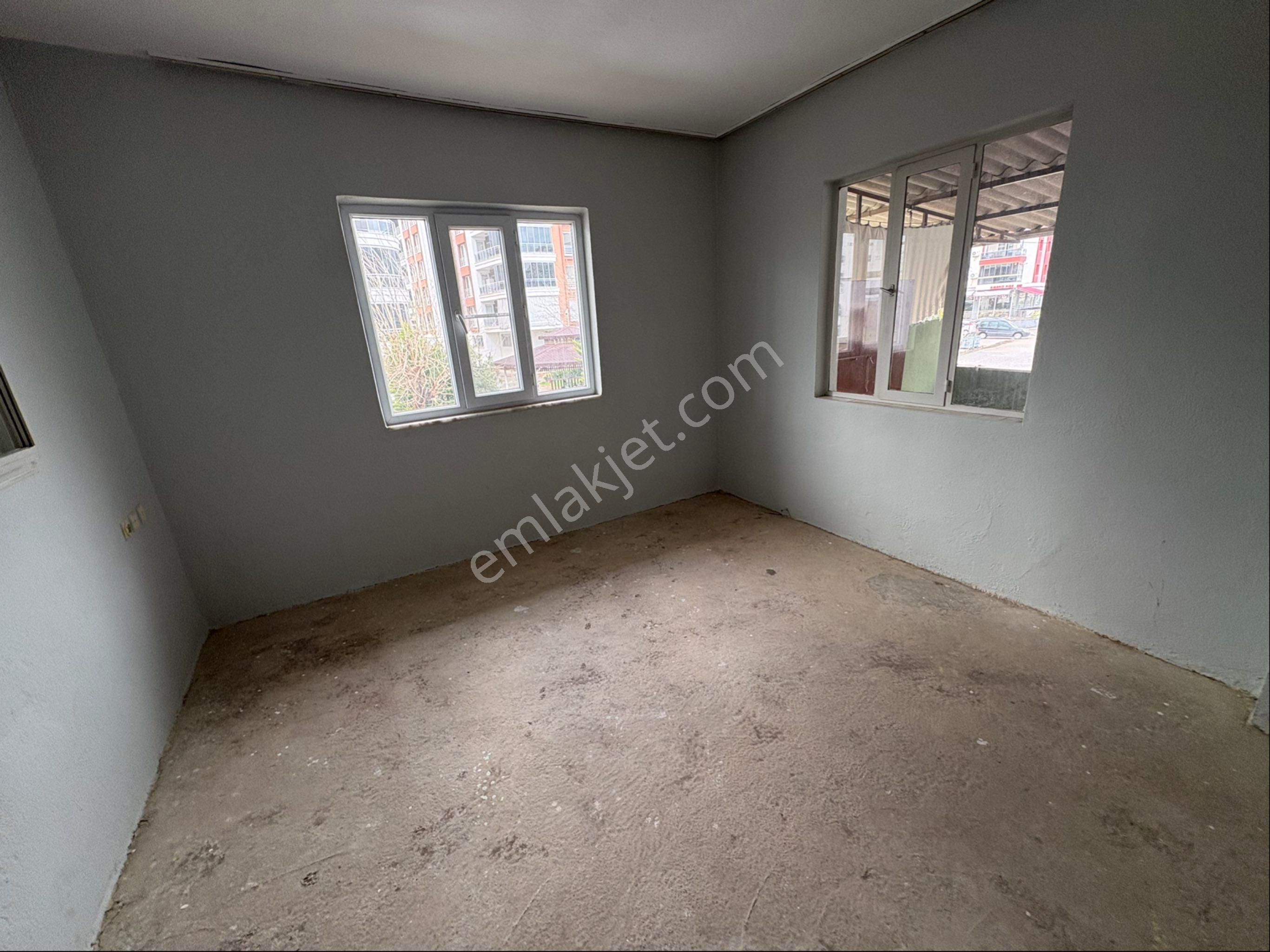 Miray Emlaktan Yeşilmahallede Teraslı Kiralık 2+1 Daire - Görsel 12