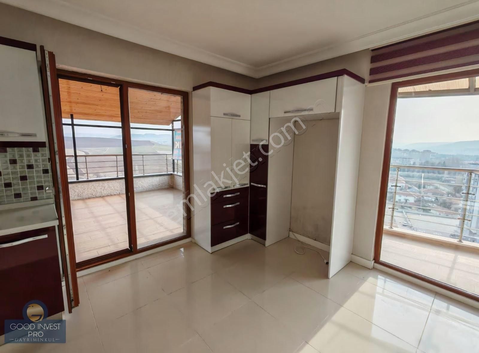 Otonomi Karşısı Site İçi Villa Gibi 5+3 Tripleks Daire - Görsel 11