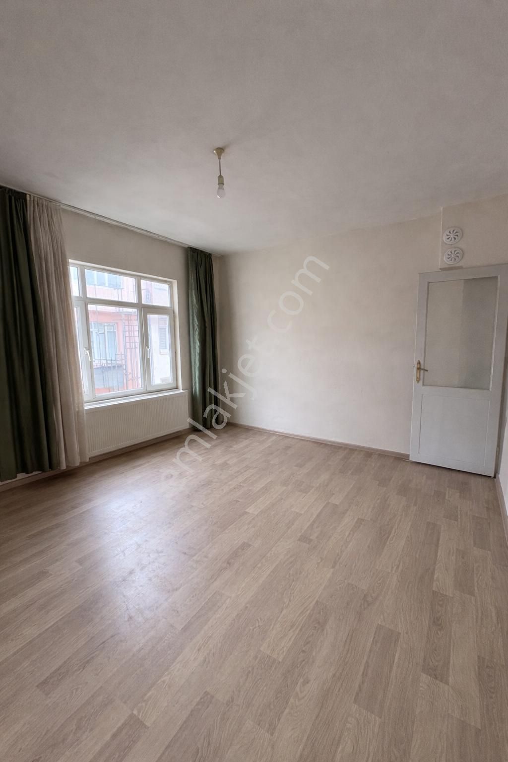 Biga Cadde Üstü Köşe Daire Satılık 2+1 - Görsel 10