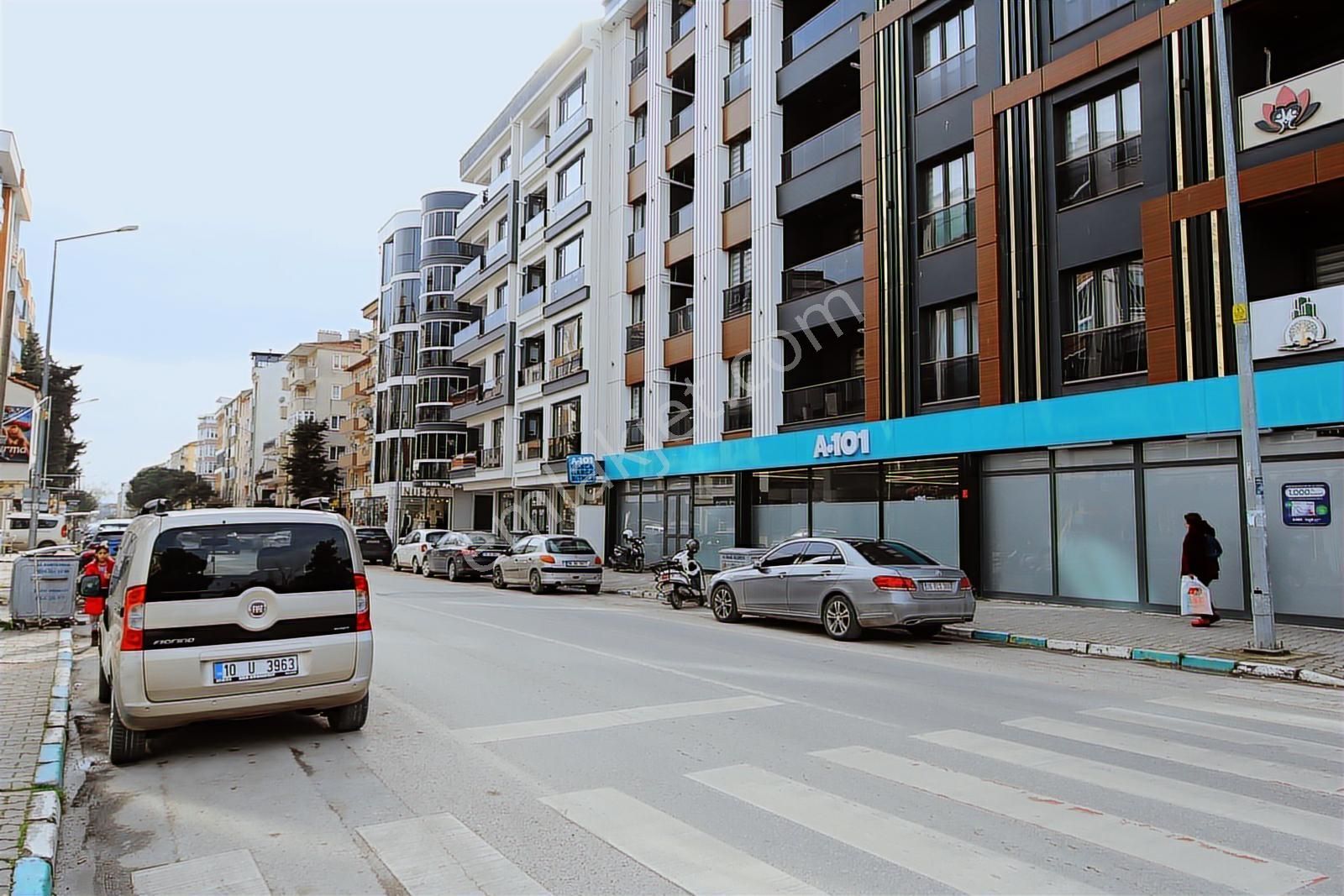 Mir'den Bahçelievler Mehmetçik Cad.satılık Lüks 2+1 Daire - Görsel 22