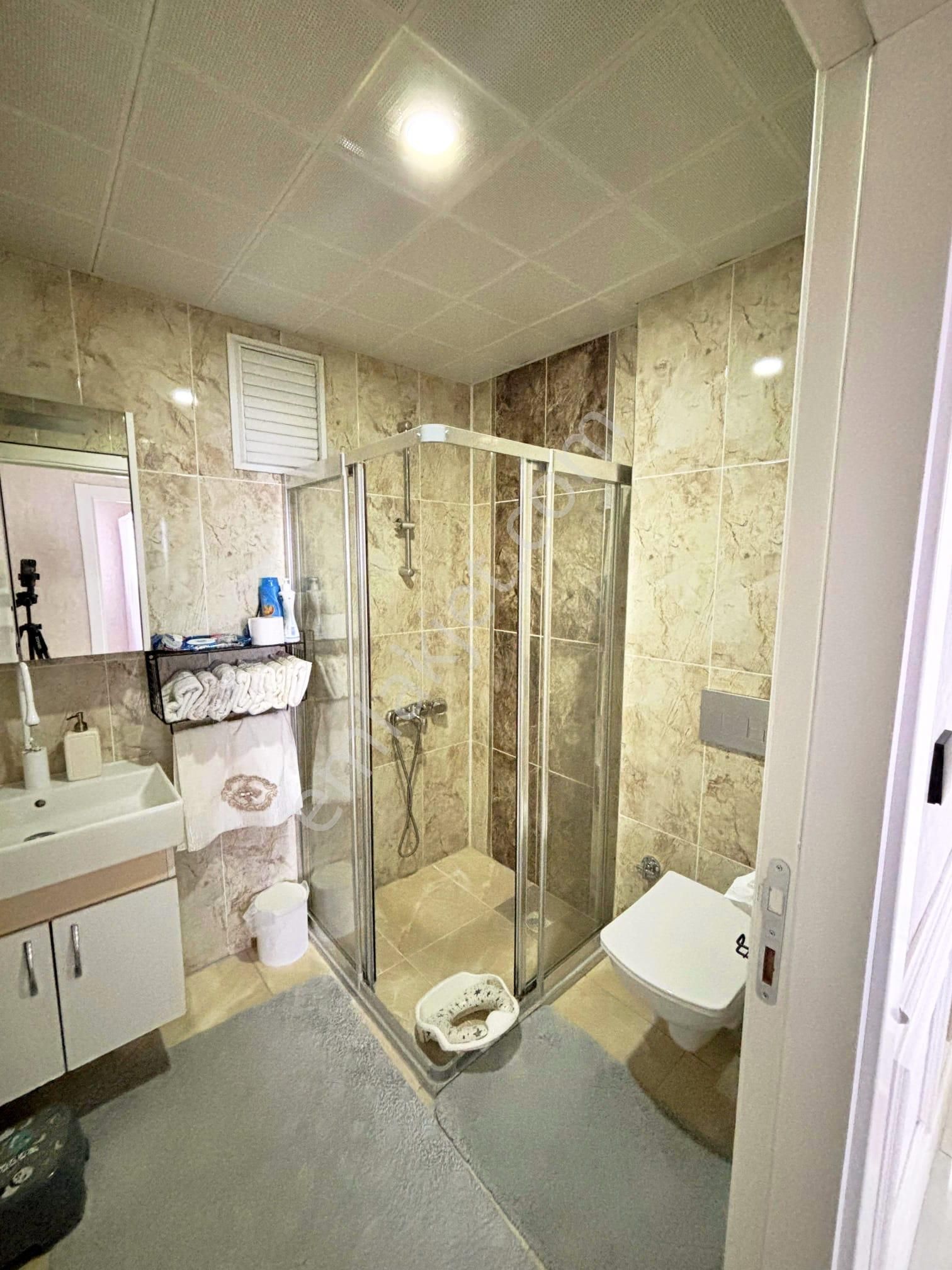 Kaletepe Mah. Miraç Sit. 4+1 Tertemiz Daire-saray Gibi Mutfaklı - Görsel 10