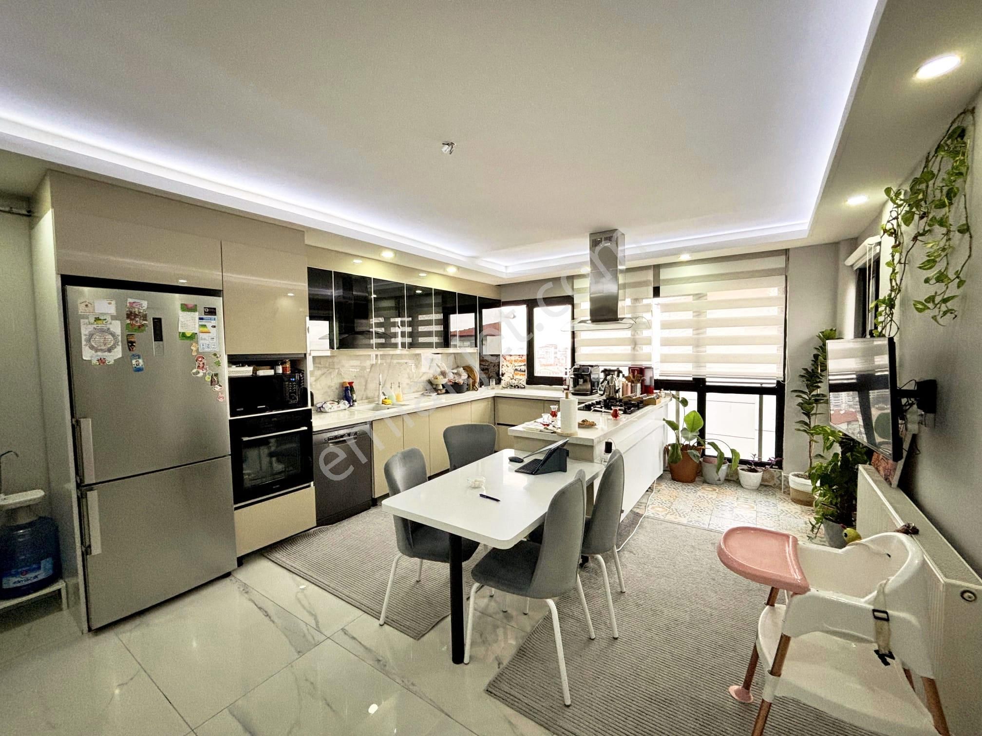 Kaletepe Mah. Miraç Sit. 4+1 Tertemiz Daire-saray Gibi Mutfaklı - Görsel 35