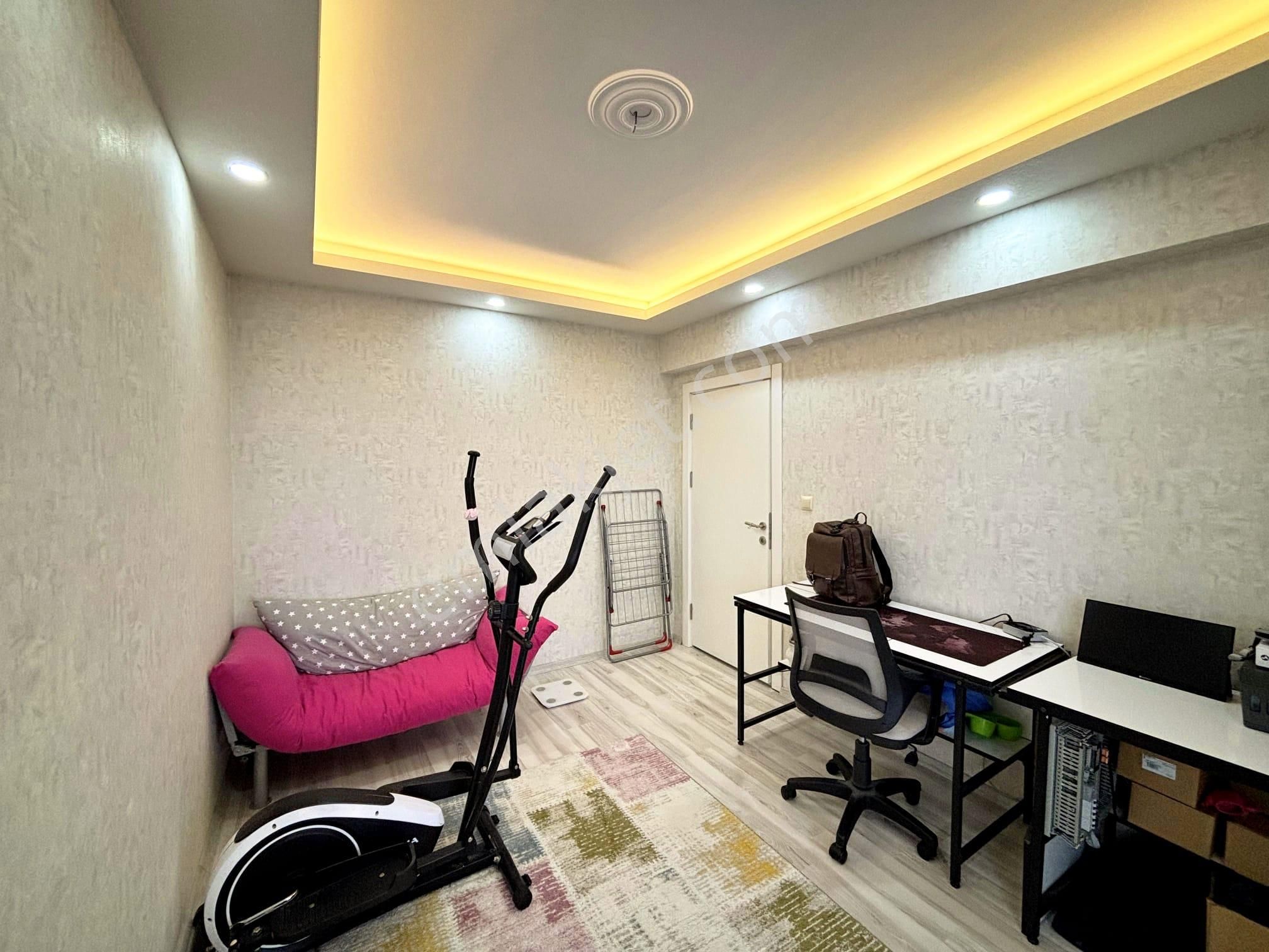 Kaletepe Mah. Miraç Sit. 4+1 Tertemiz Daire-saray Gibi Mutfaklı - Görsel 17