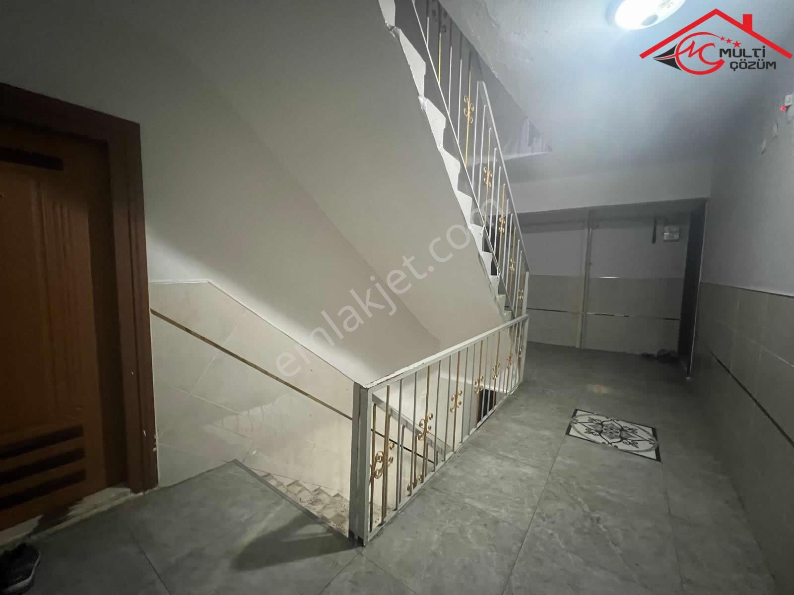 Yenibosna Hürriyet Mahallesinde Satılık 2+1 Ara Kat Daire Güney Cephe Metrobüse Yakın - Görsel 25