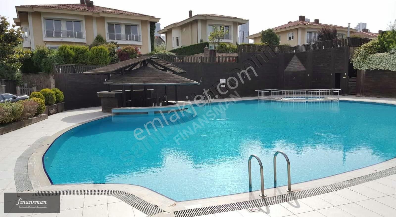 Finansman'dan.. Müstakil Bahçeli.. Havuzlu.. Dublex 4+1 Villa