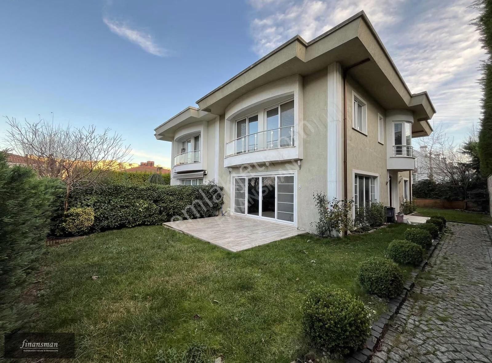 Finansman'dan.. Müstakil Bahçeli.. Havuzlu.. Dublex 4+1 Villa - Görsel 32