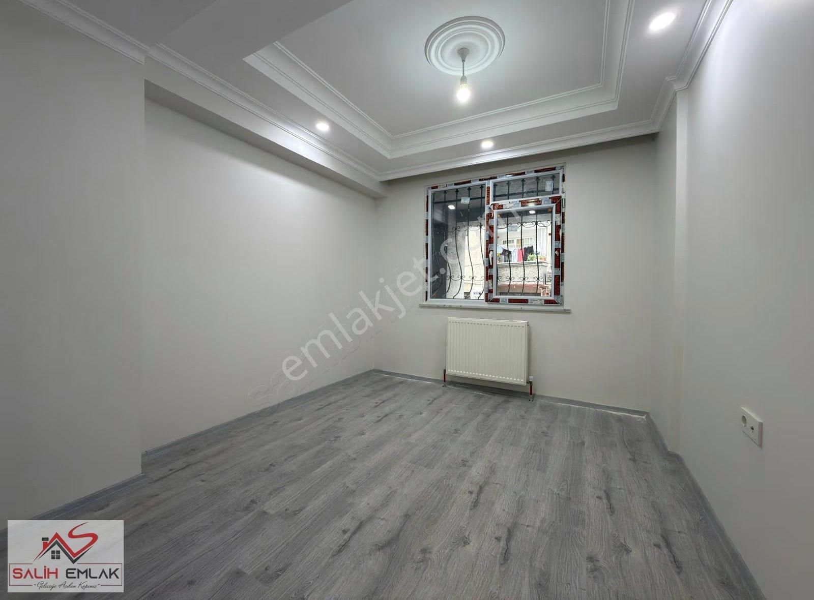 Salih Emlak 'tan Metro, E5 Yakını Balkonlu Lüks Daire - Görsel 4