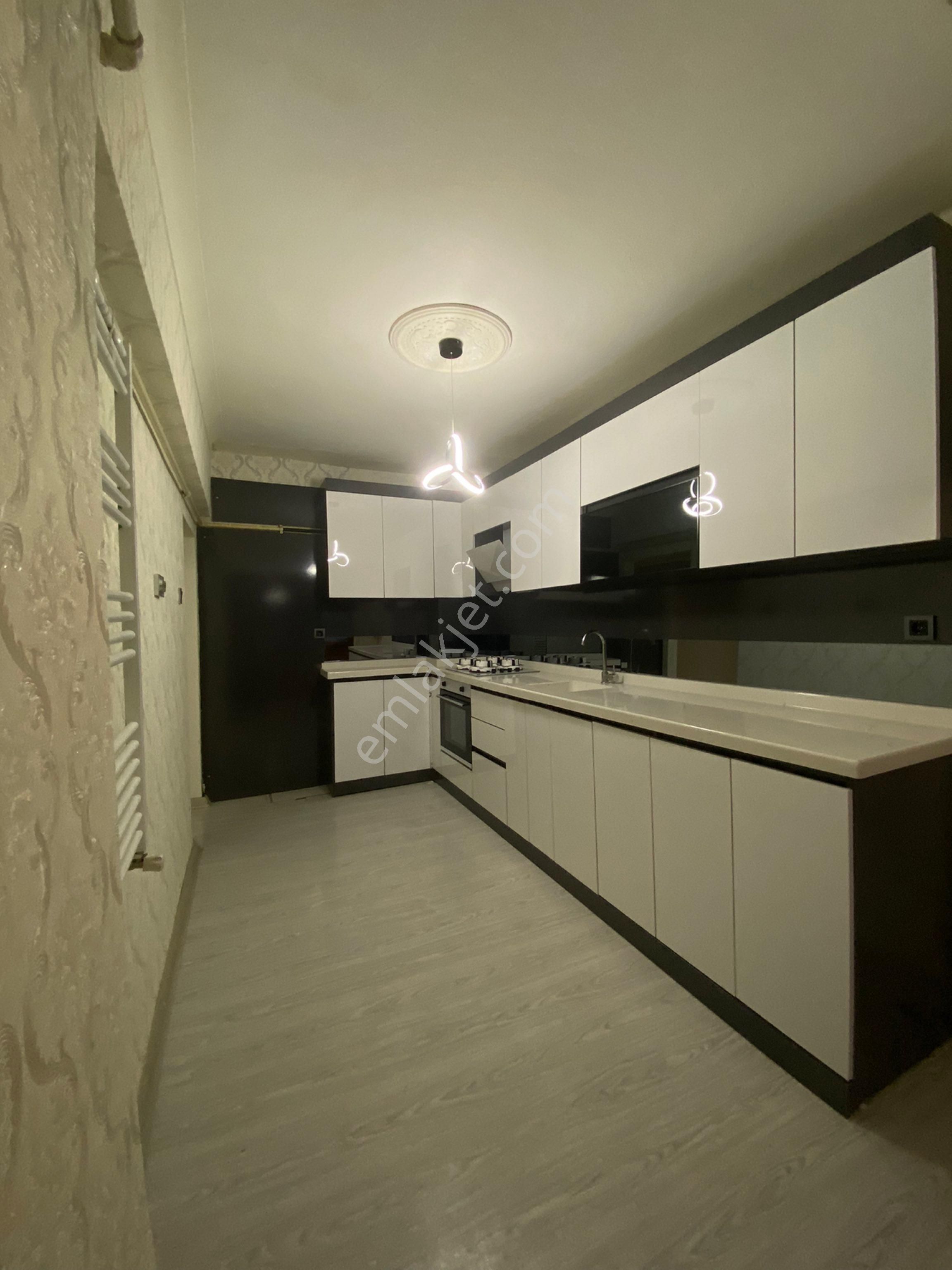 Ankara Sincan Atatürk Mahallesinde 3+1 Full Yapılı Satılık Daire - Görsel 11