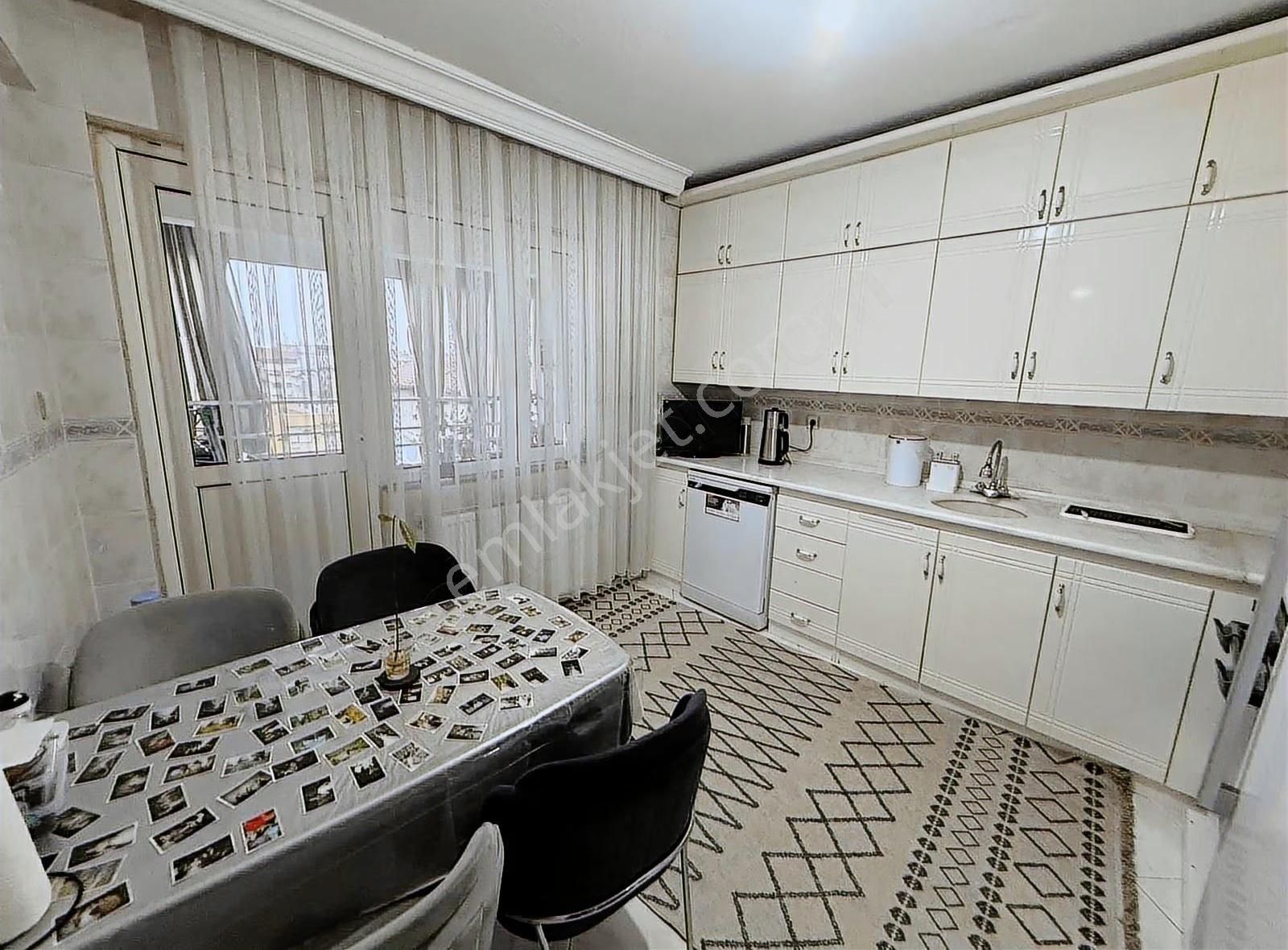 Cadde Üzeri Köşe Konumlu Arakat Satılık 150 M2 3+1 Daire - Görsel 14