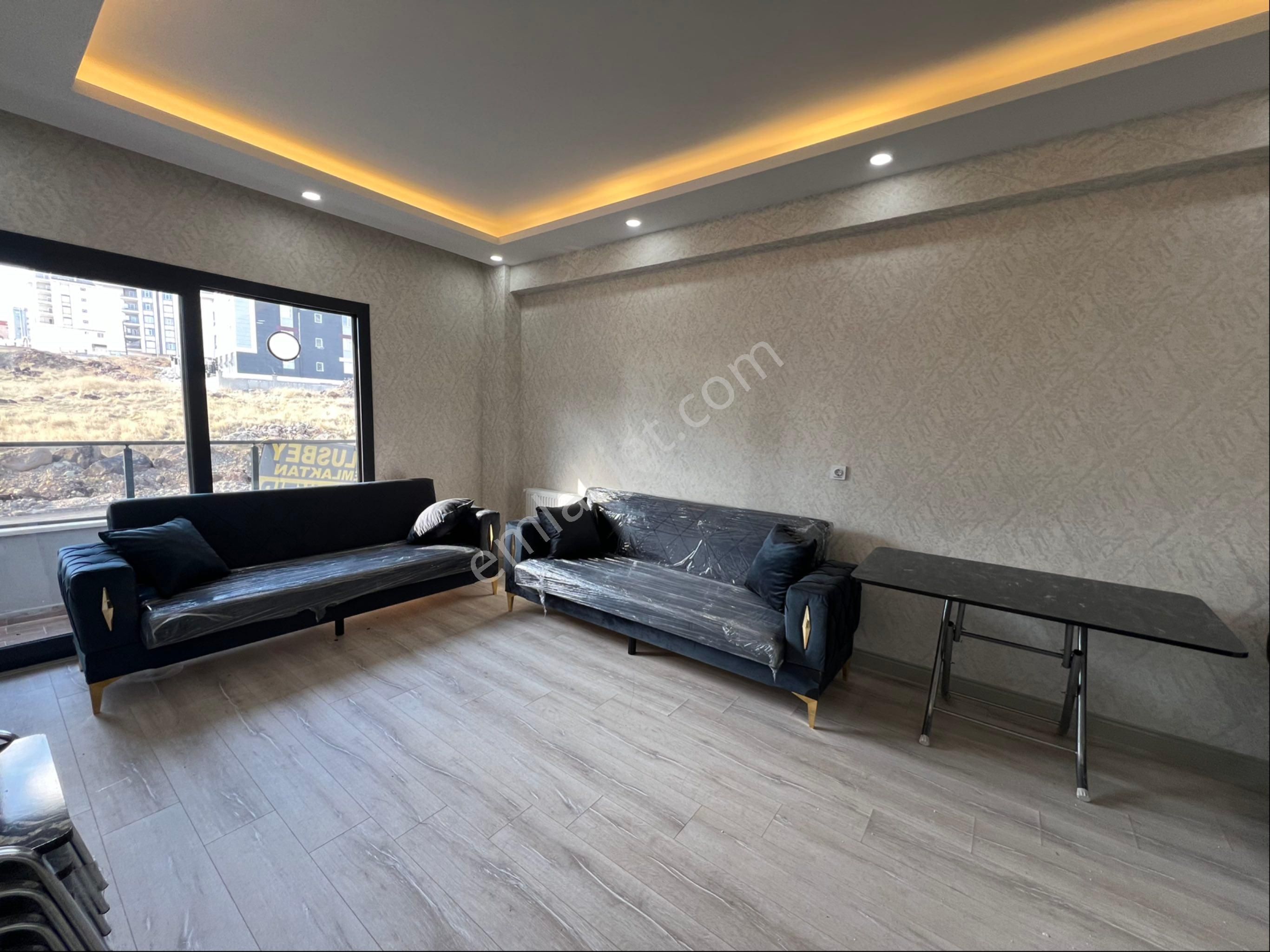 Ulusbey Den Merkezi Konumda Kiracılı Full Eşyalı 1+1 - Görsel 20