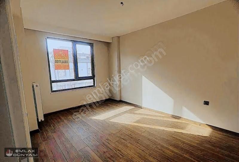 Emlak Dünyası Ultra Geniş 1+1 Deniz Manzralı Köşe !!! - Görsel 12