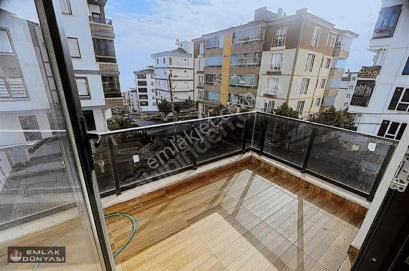 Emlak Dünyası Ultra Geniş 1+1 Deniz Manzralı Köşe !!! - Görsel 10