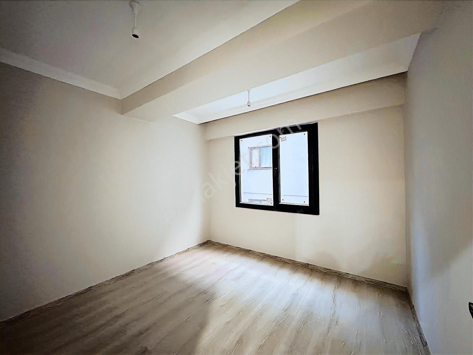 Yörük Mahallesi Gürsel Caddesi Üzeri Satılık Sıfır 3+1 Daire - Görsel 19