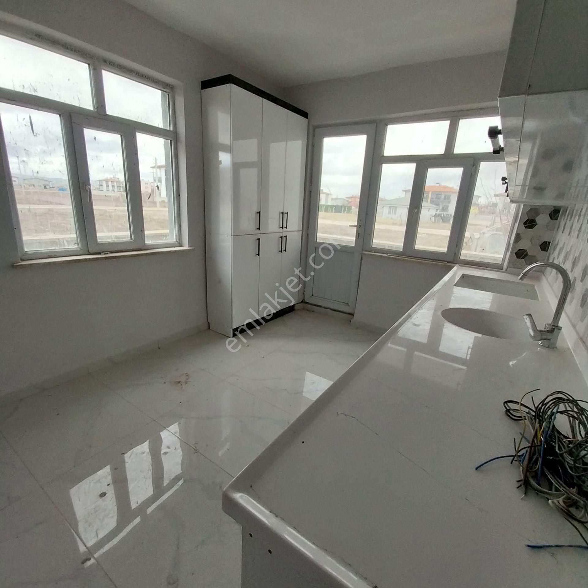 Meram Alakovada Satlık 2 Katlı Mustakil Bina - Görsel 20