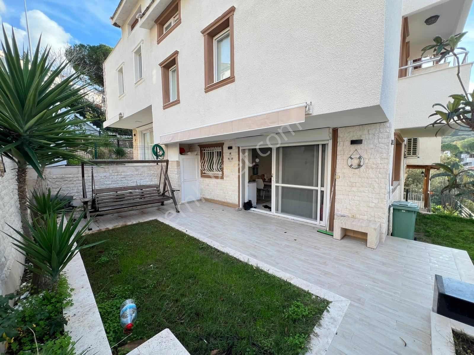 Akalın'dan Denizde 70 Metre Mesafede Bahçeli 4+1 Lüks Villa - Görsel 11
