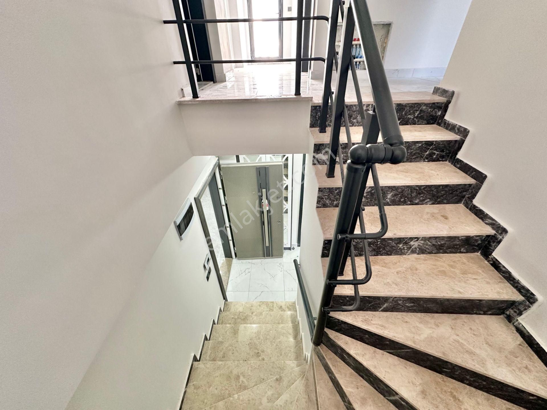 ꧁ay Emlak'tan꧂akçay'da Kapalı Otoparklı Kazdağı Manzaralı Geniş Teraslı Satılık 3+1 Dubleks Daire - Görsel 19