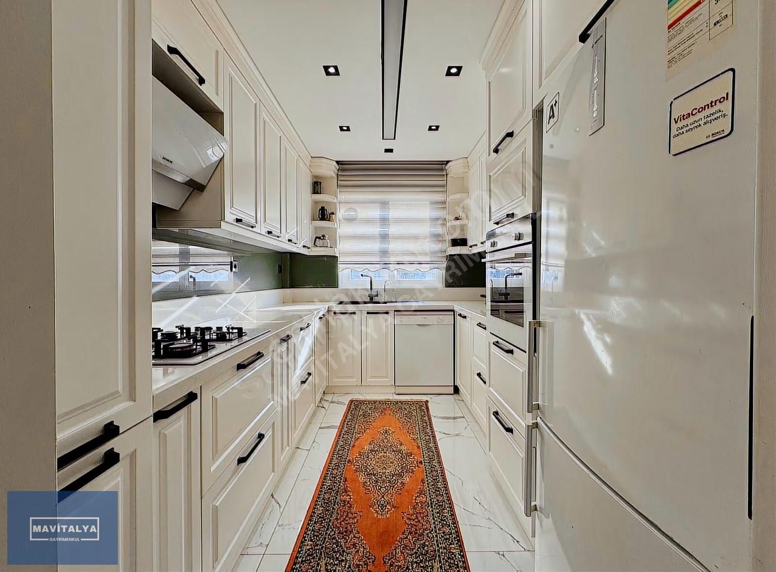 Gebizli'de Yerden Isıtmalı 3+1 Ayrı Mutfaklı Geniş Daire - Görsel 10