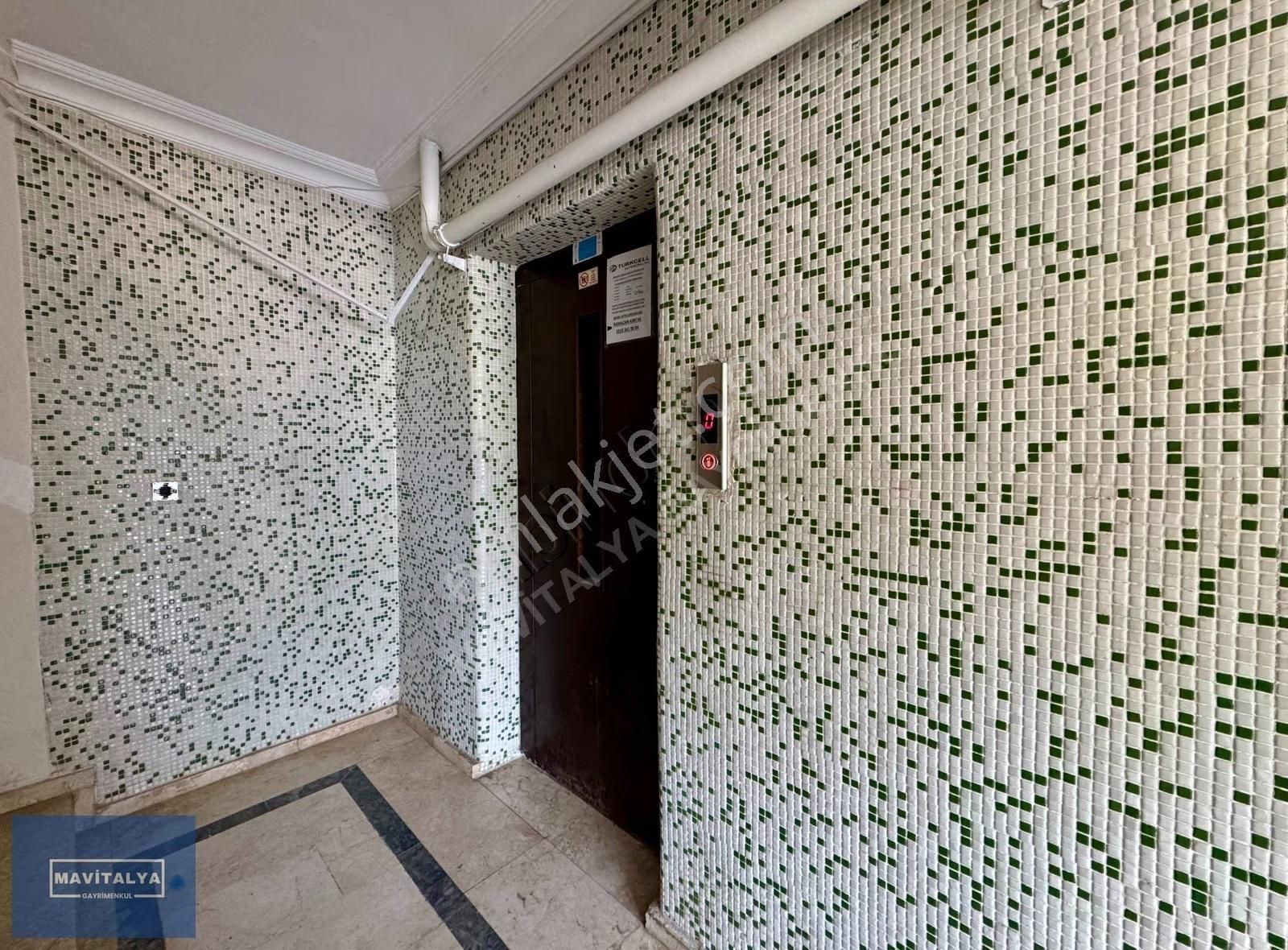 Gebizli'de Yerden Isıtmalı 3+1 Ayrı Mutfaklı Geniş Daire - Görsel 9