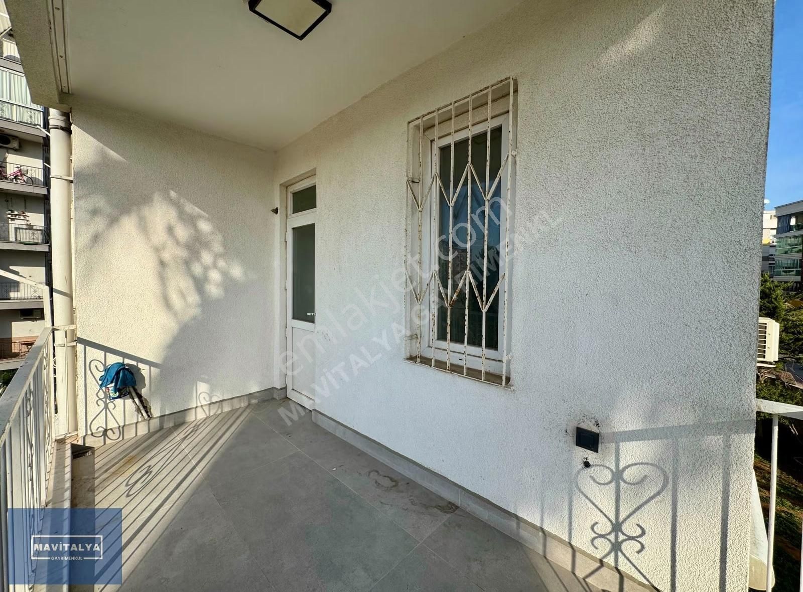 Gebizli'de Yerden Isıtmalı 3+1 Ayrı Mutfaklı Geniş Daire - Görsel 4