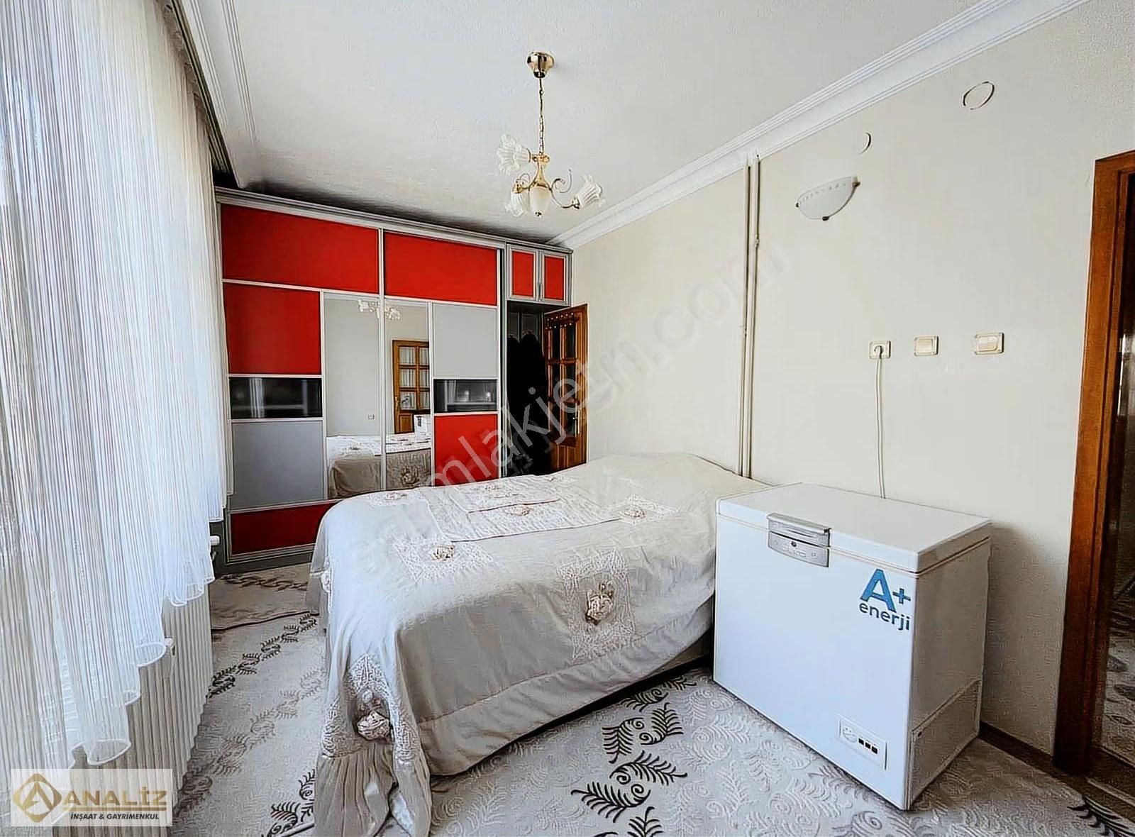 Analiz'den Ovaloğlu Sitesi"nde 3+1 Bakımlı Ara Kat Satılık Daire - Görsel 6