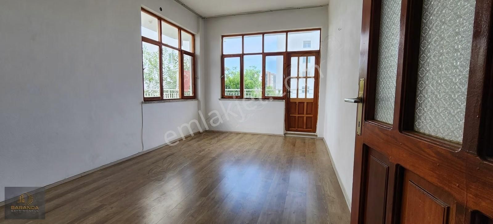 Kum Mahallesi Denize Yürüme Mesafesinde Müstakil Kiralık 3+1 - Görsel 12