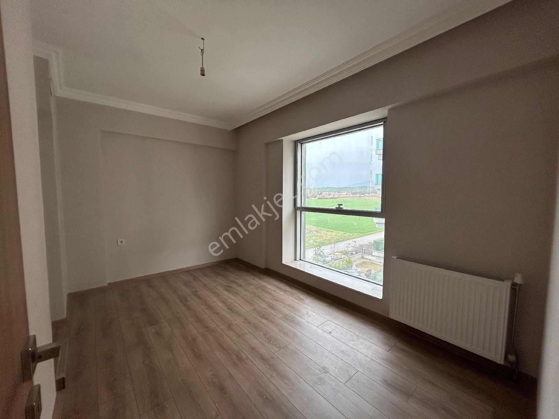 Turpa Lotus'tan Pehlivanoğlu Sitesi 2+1 Kiralık Daire - Görsel 11