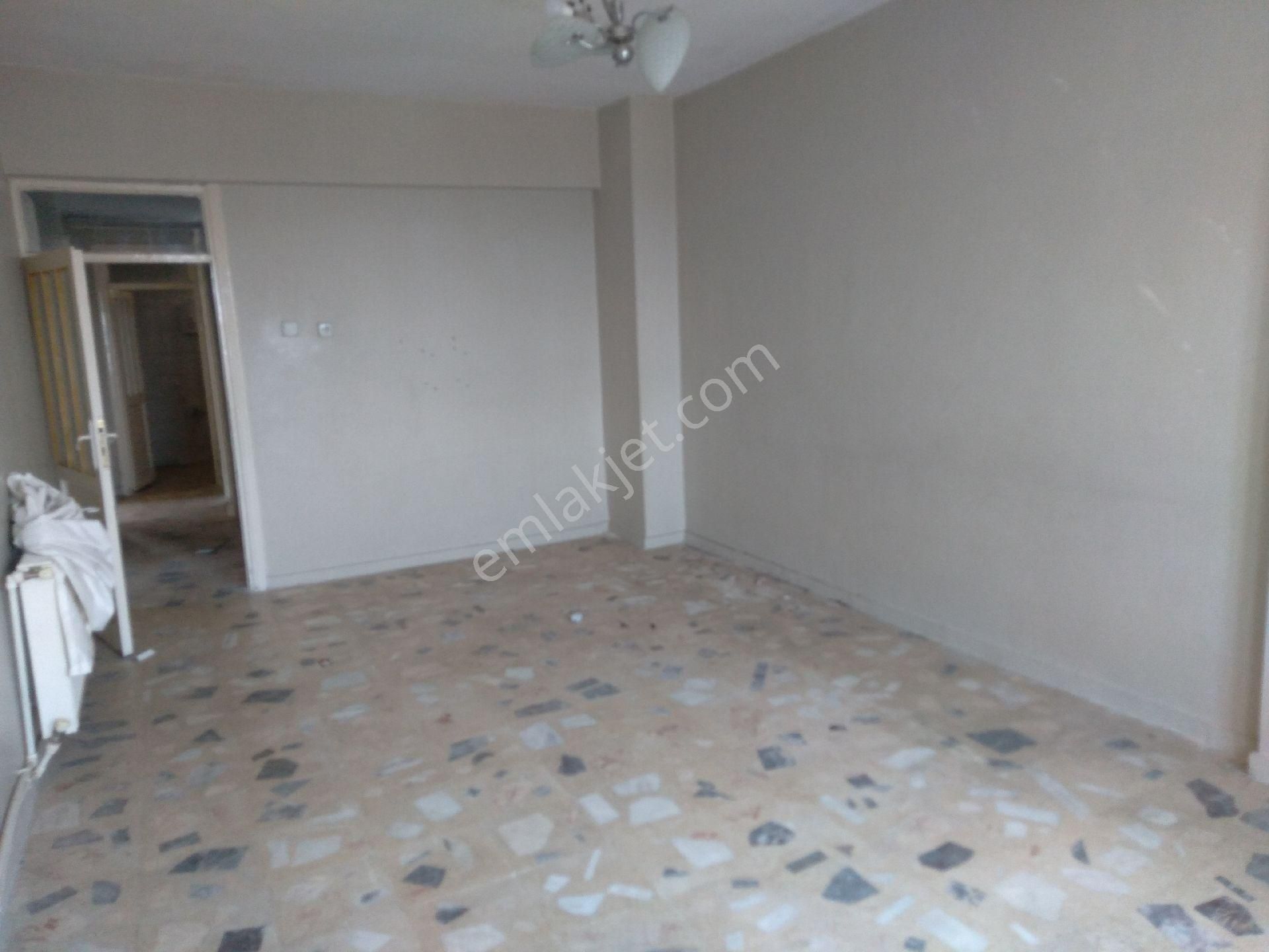 Son Kat 3 Oda Doğalgazlı Merkezi Konum - Görsel 4