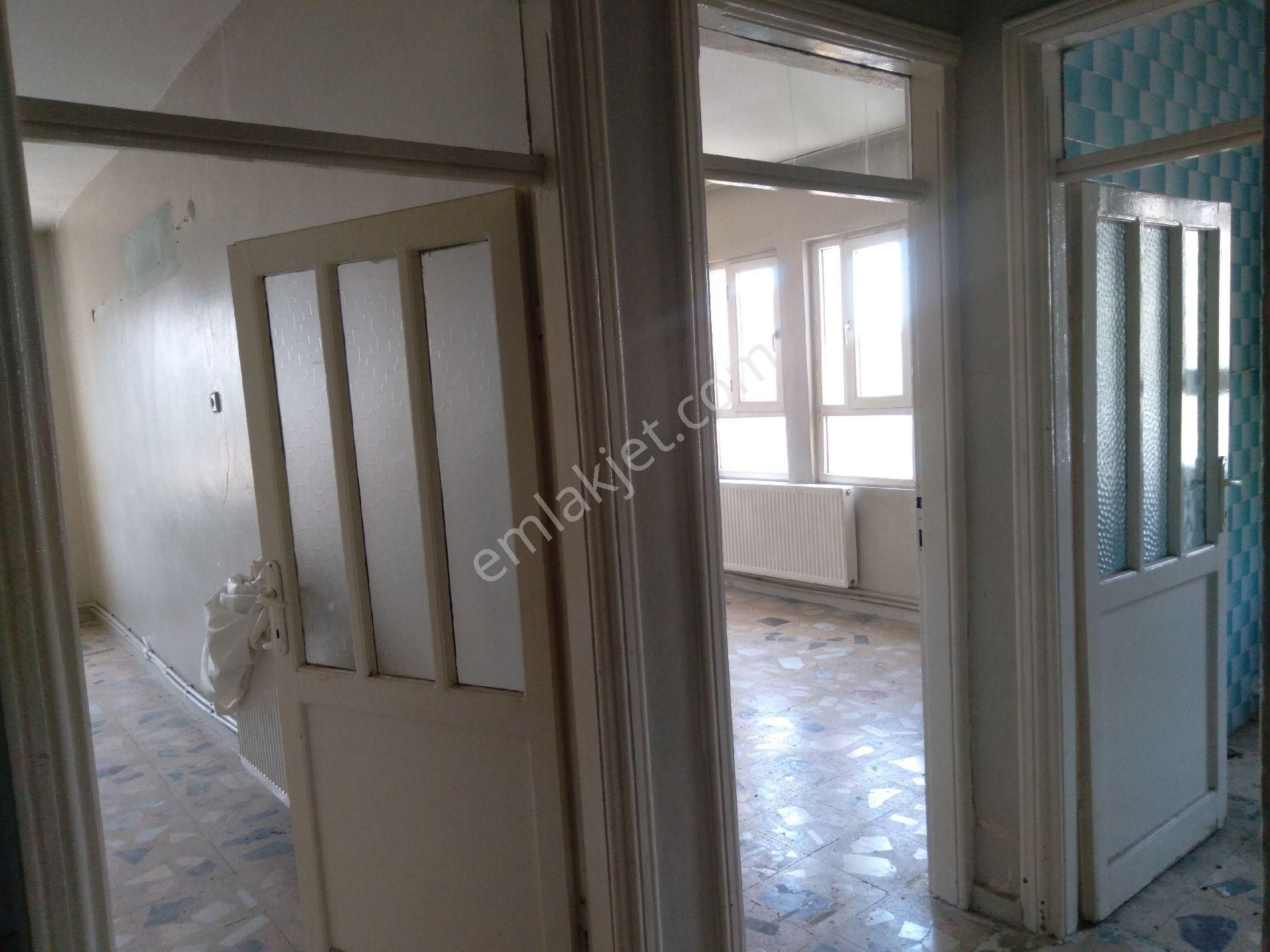 Son Kat 3 Oda Doğalgazlı Merkezi Konum - Görsel 31