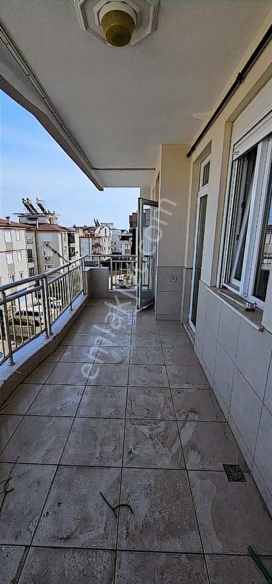 Yenidoğan Da 5+1 Doğalgazlı İkiye Bölünmüş Dubleks - Görsel 4