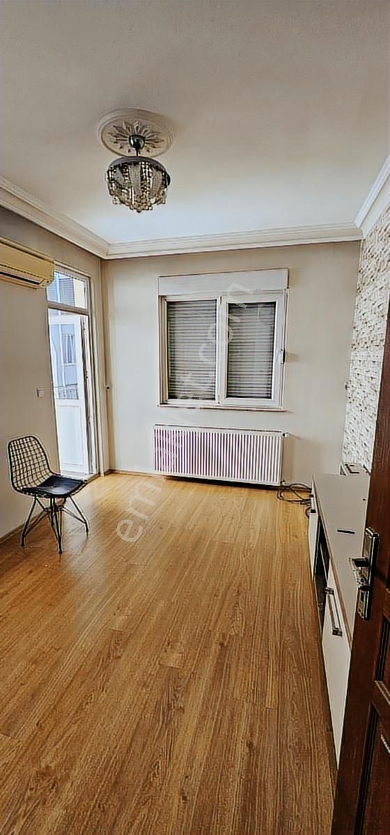 75. Yıl Cadde'de 130 M2 3 Cepheli Doğalgazlı Kombili Cambalkonlu - Görsel 4