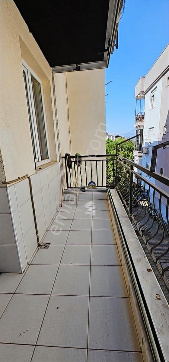 75. Yıl Cadde'de 130 M2 3 Cepheli Doğalgazlı Kombili Cambalkonlu - Görsel 16