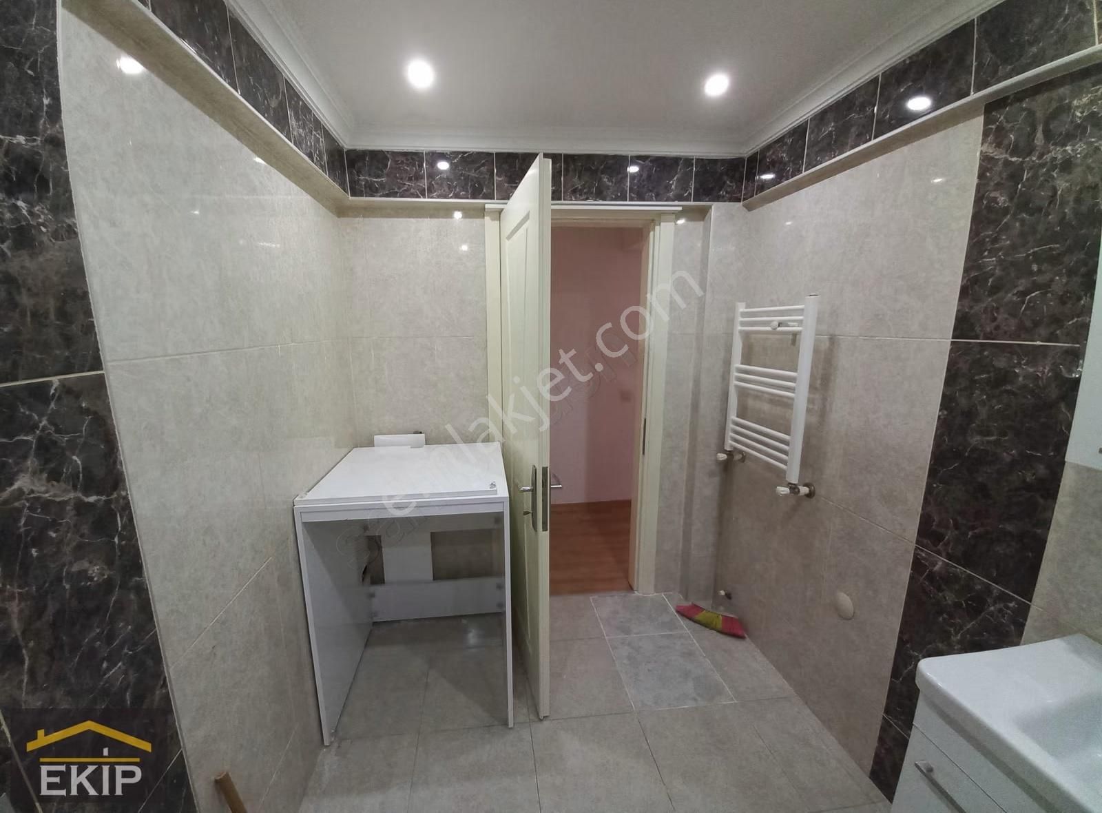 Elalmış Reyhan Sokakta Masrafsız 3+1 Kiralık - Görsel 24