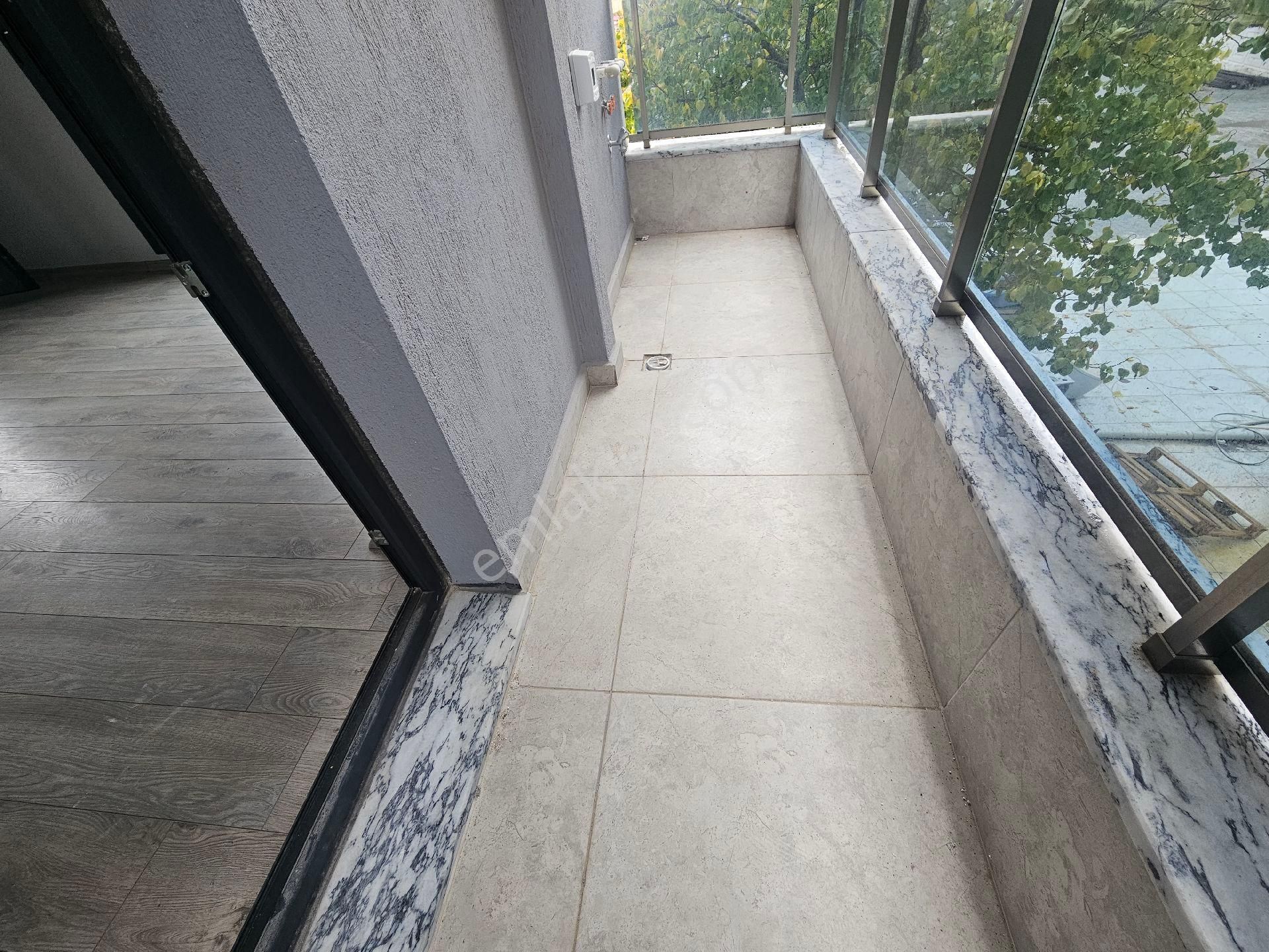 Didim Merkezde Satılık Asansörlü 2+1 Daire - Görsel 6