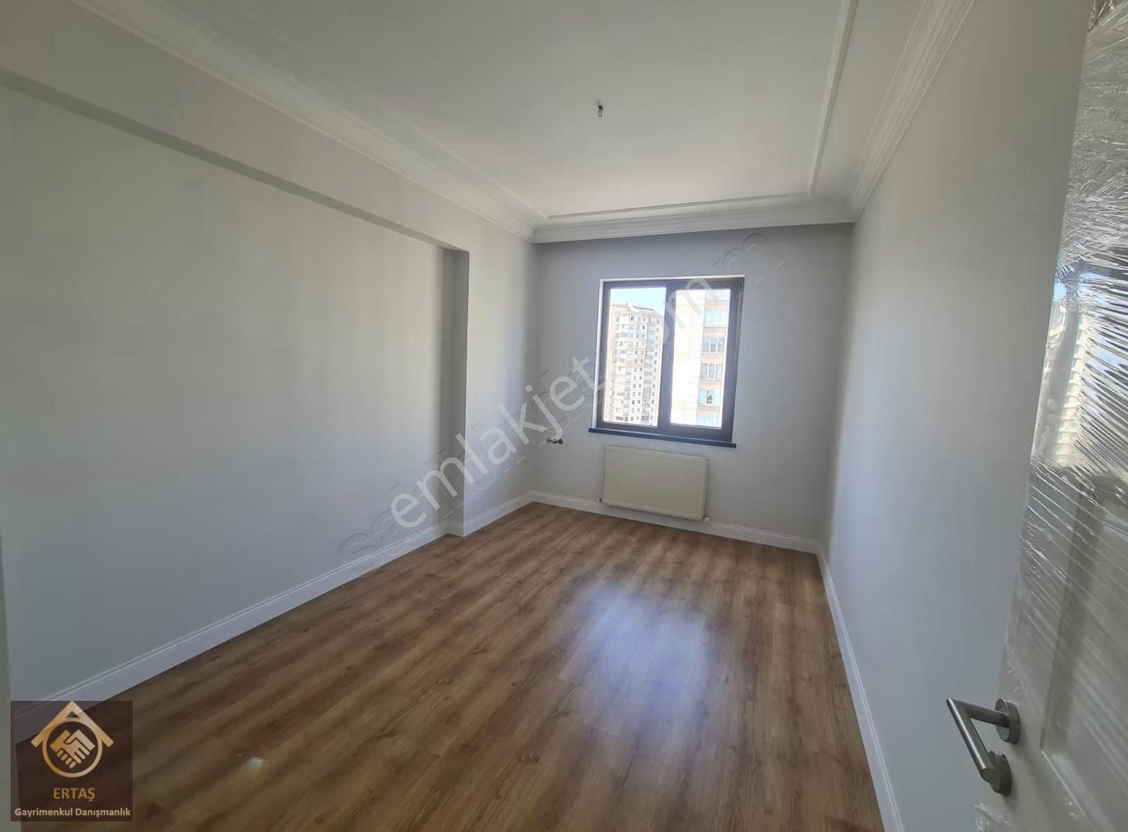 Hulusi Akar Bulvarı Üzerinde İçi Yapılı 4+1 Satılık Lüks Daire - Görsel 31