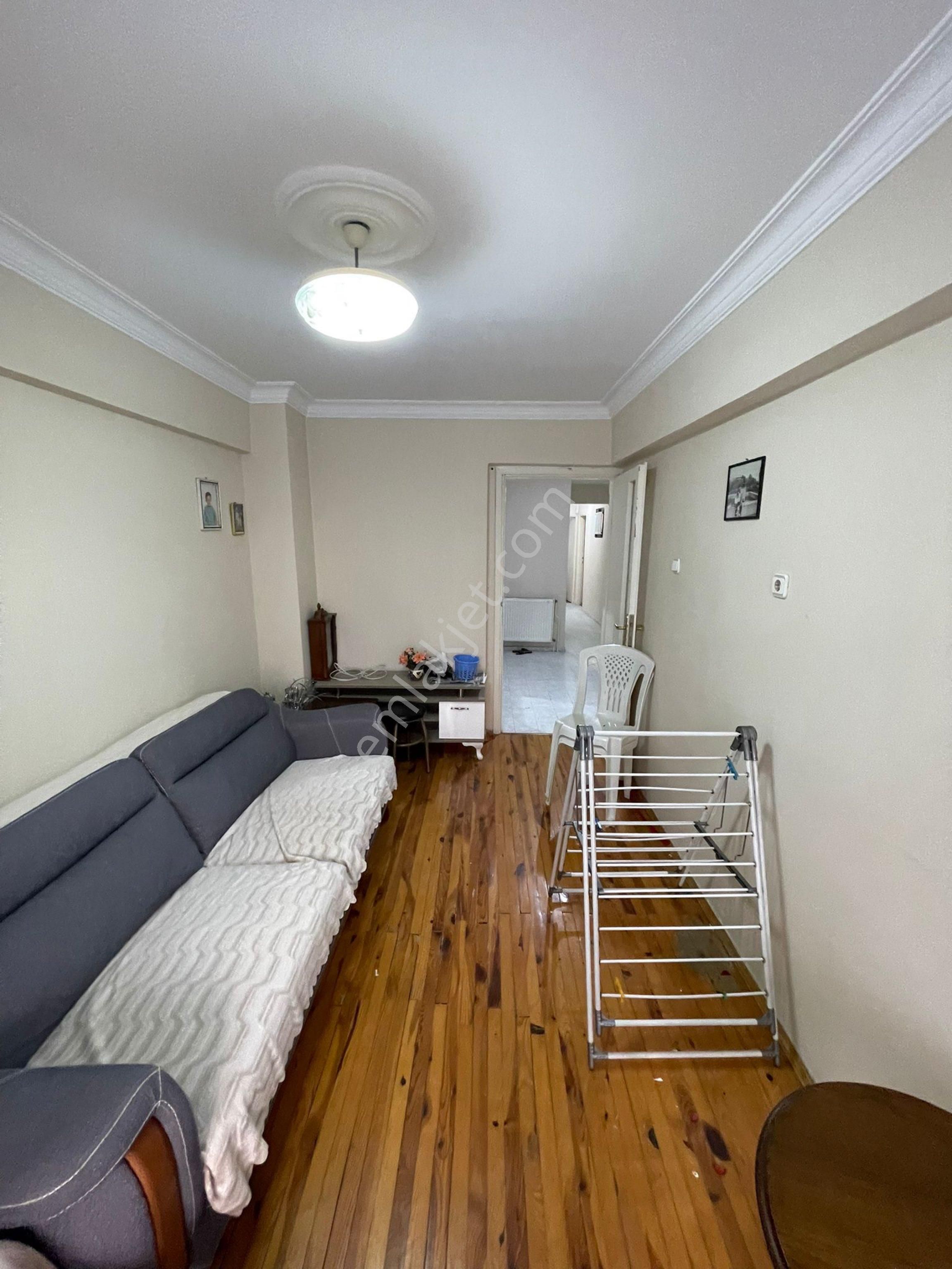 Türker Emlak | Yıldız Caddesi 3+1 135m2 Asansörlü Otoparklı Daire - Görsel 7