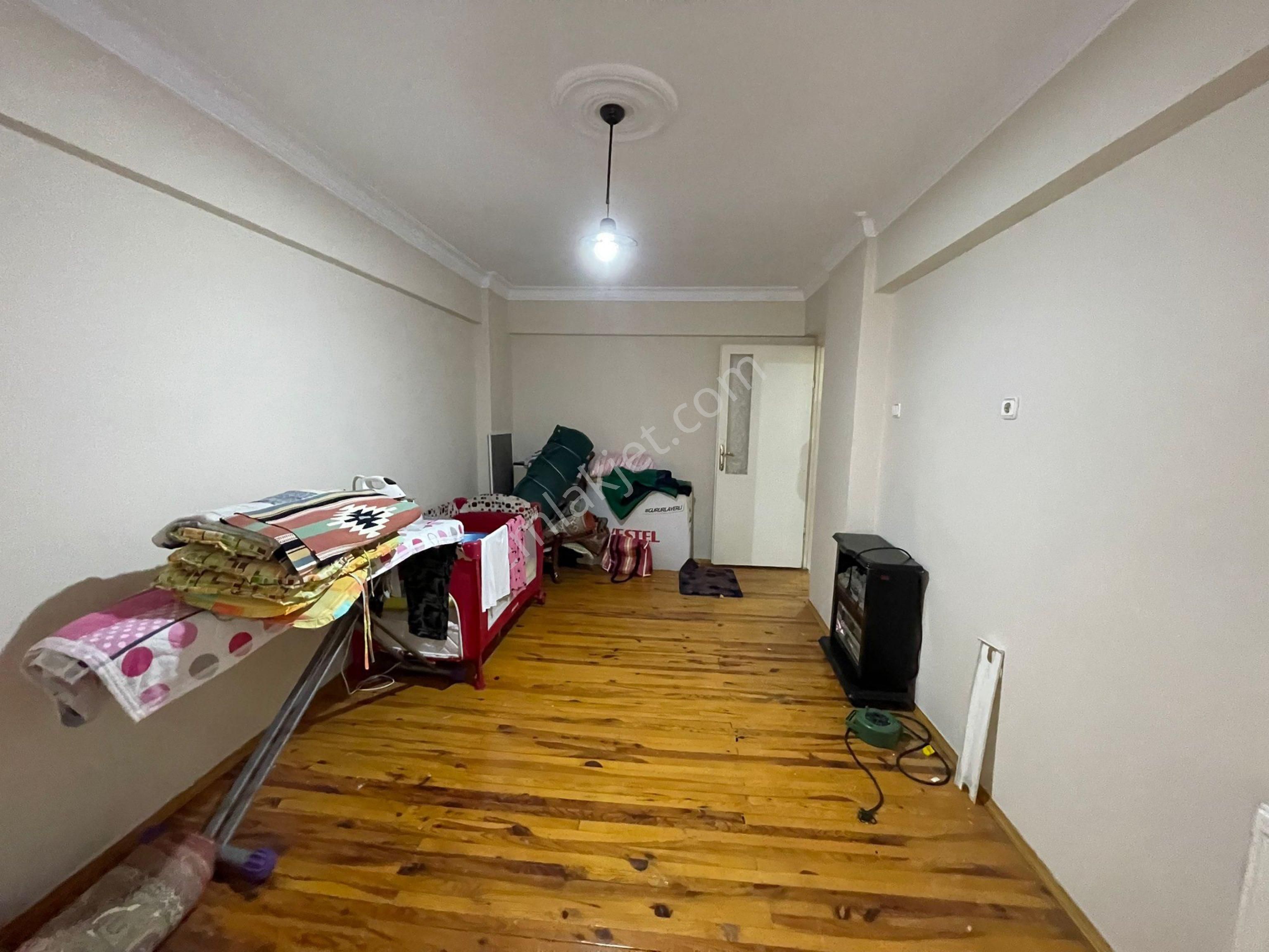 Türker Emlak | Yıldız Caddesi 3+1 135m2 Asansörlü Otoparklı Daire - Görsel 18